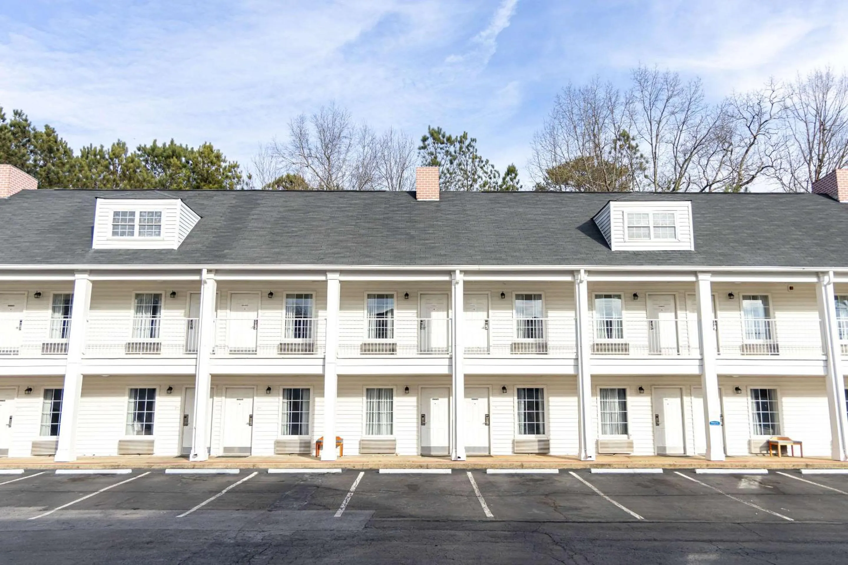 Property building in Quality Inn Carrollton Medical Center