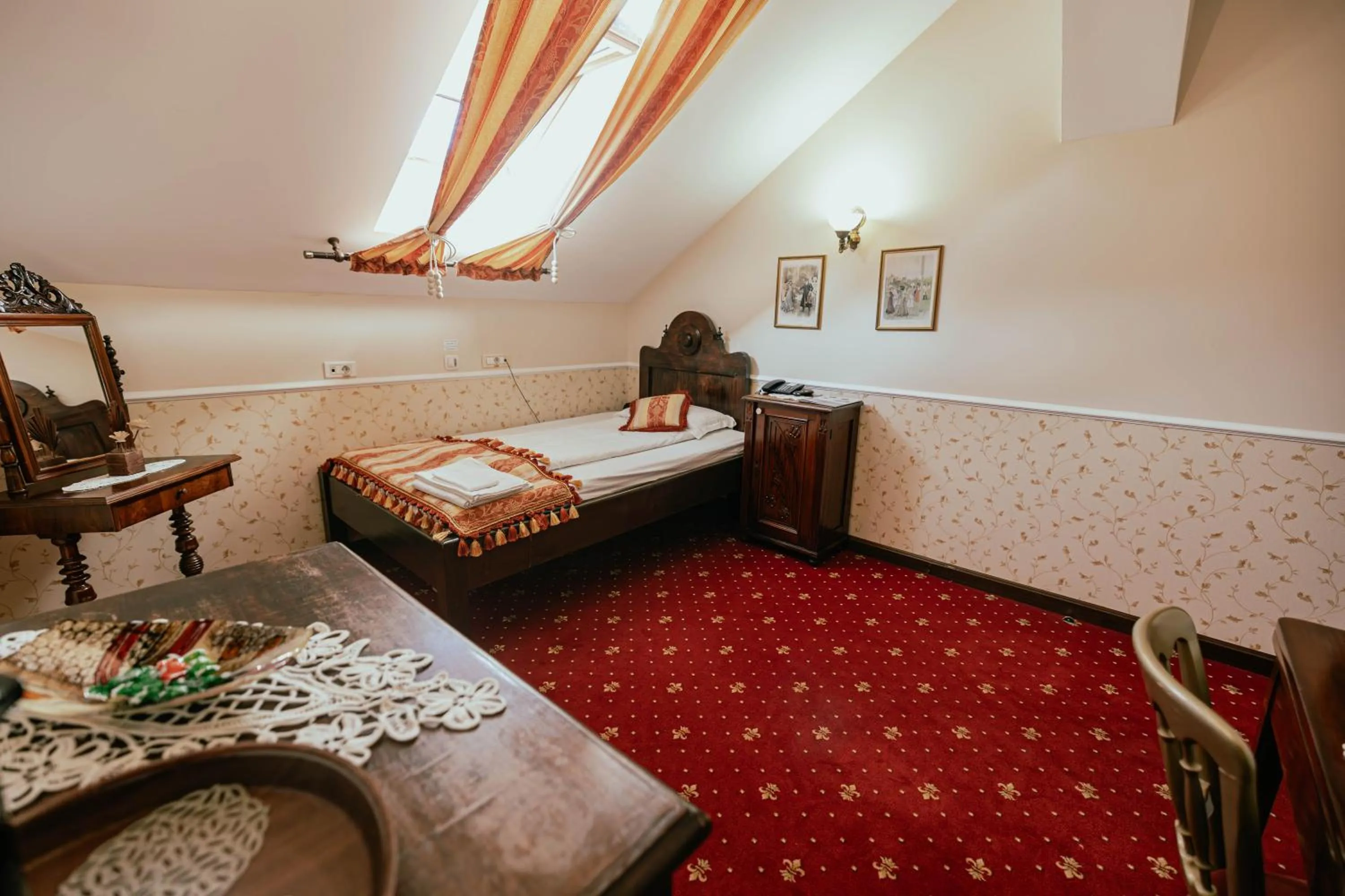 Bedroom, Bed in Casa del Sole Boutique Hotel Timisoara