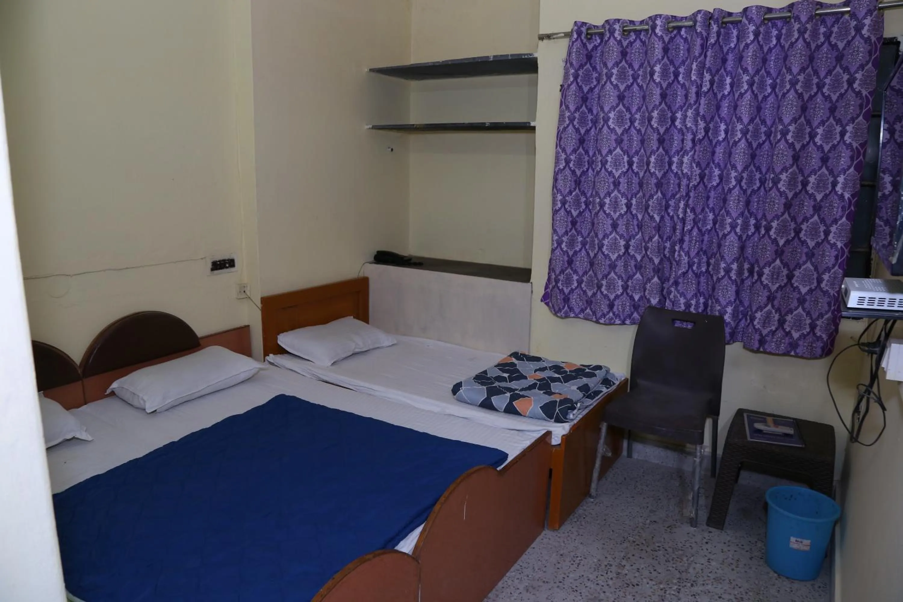 Bed in Hotel Shri Karni Vilas & SPA