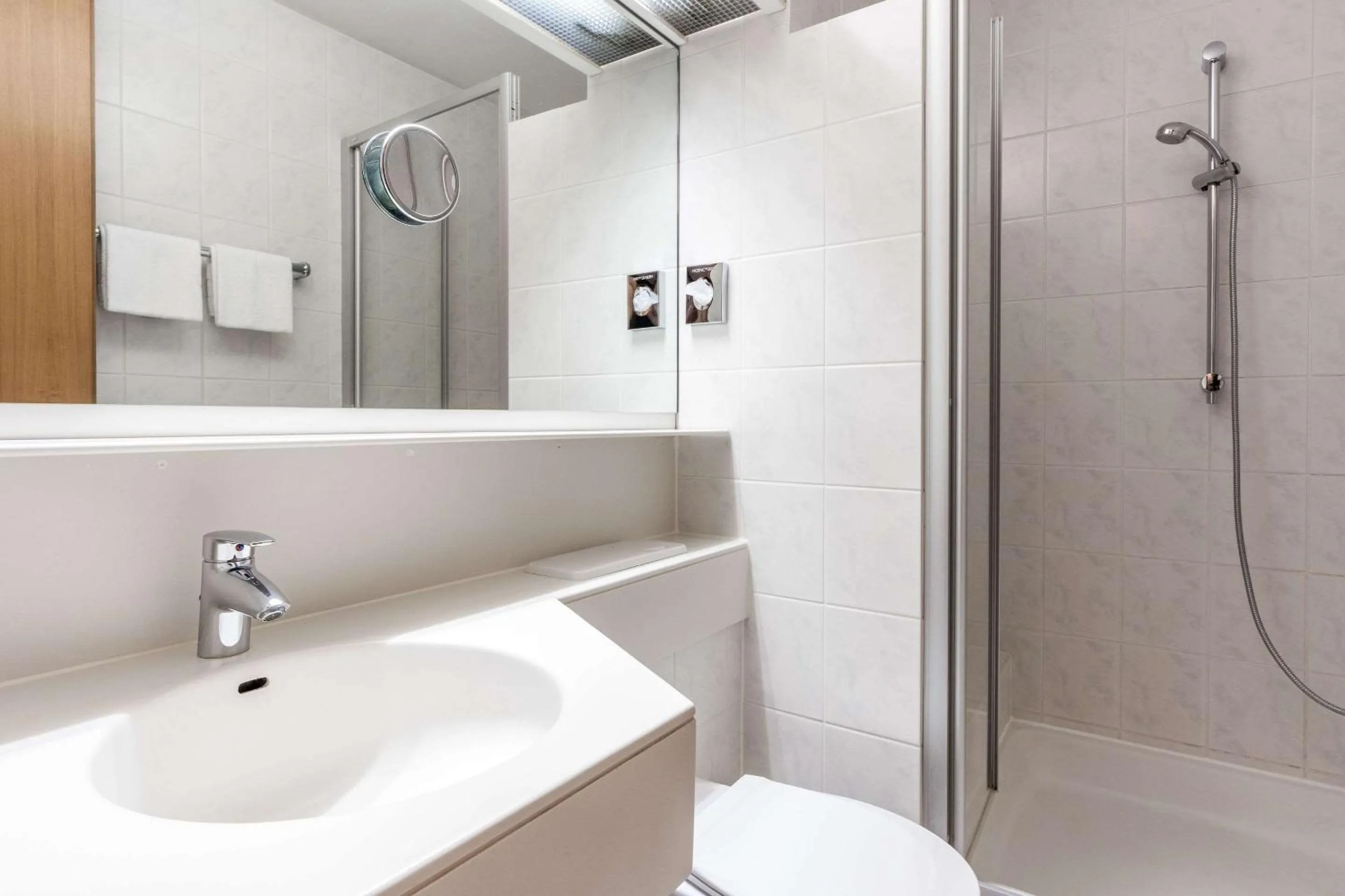 Bedroom in Comfort Hotel Atlantic Muenchen Sued