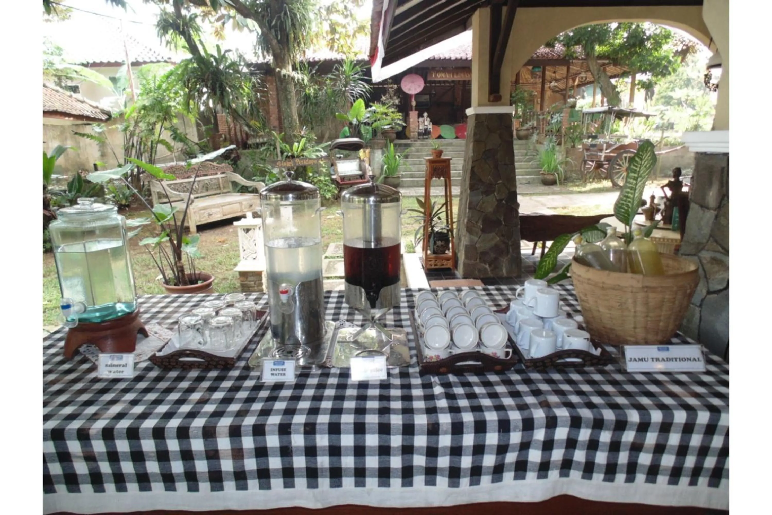 Breakfast in Pendopo 45 Resort