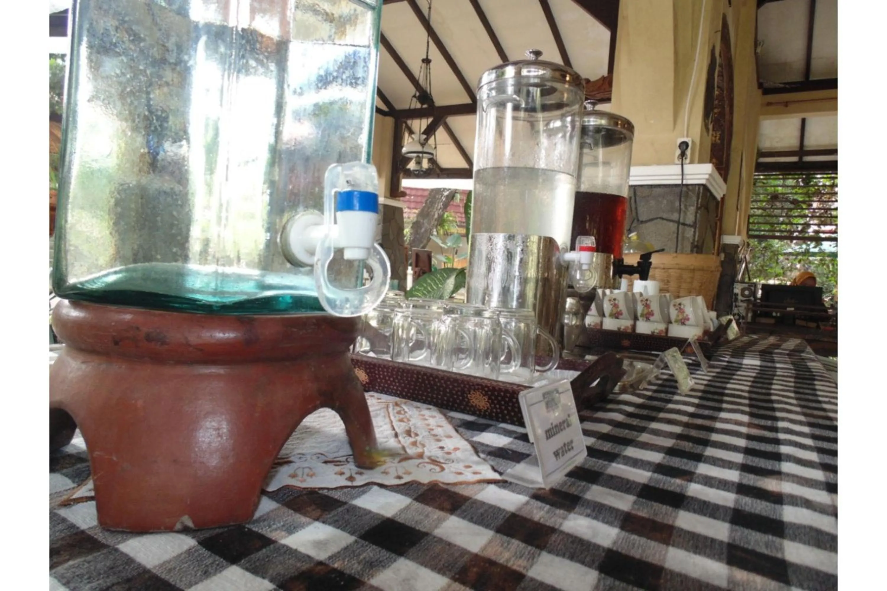 Breakfast in Pendopo 45 Resort