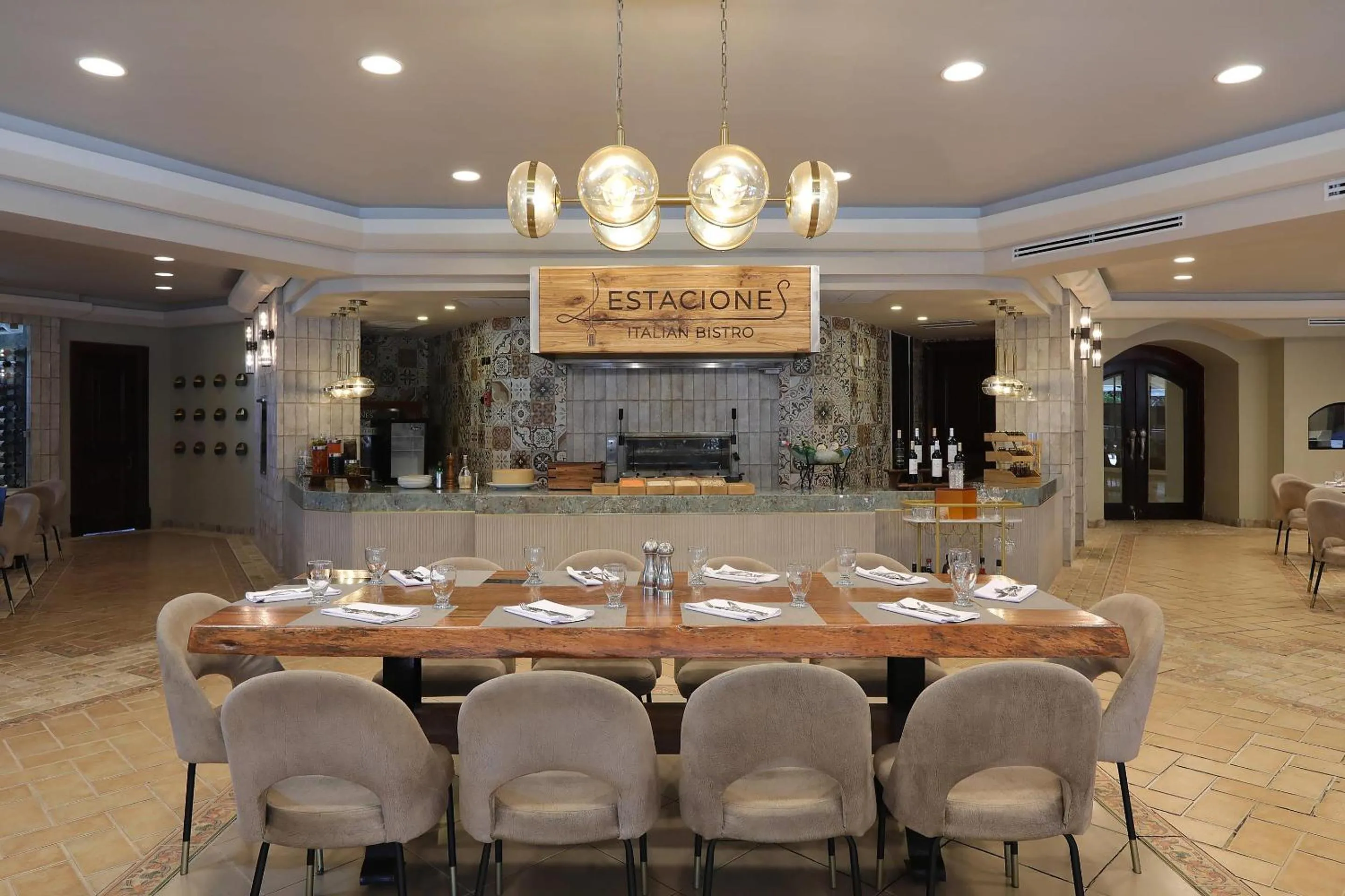 Restaurant/places to eat in Clarion Hotel Real Tegucigalpa