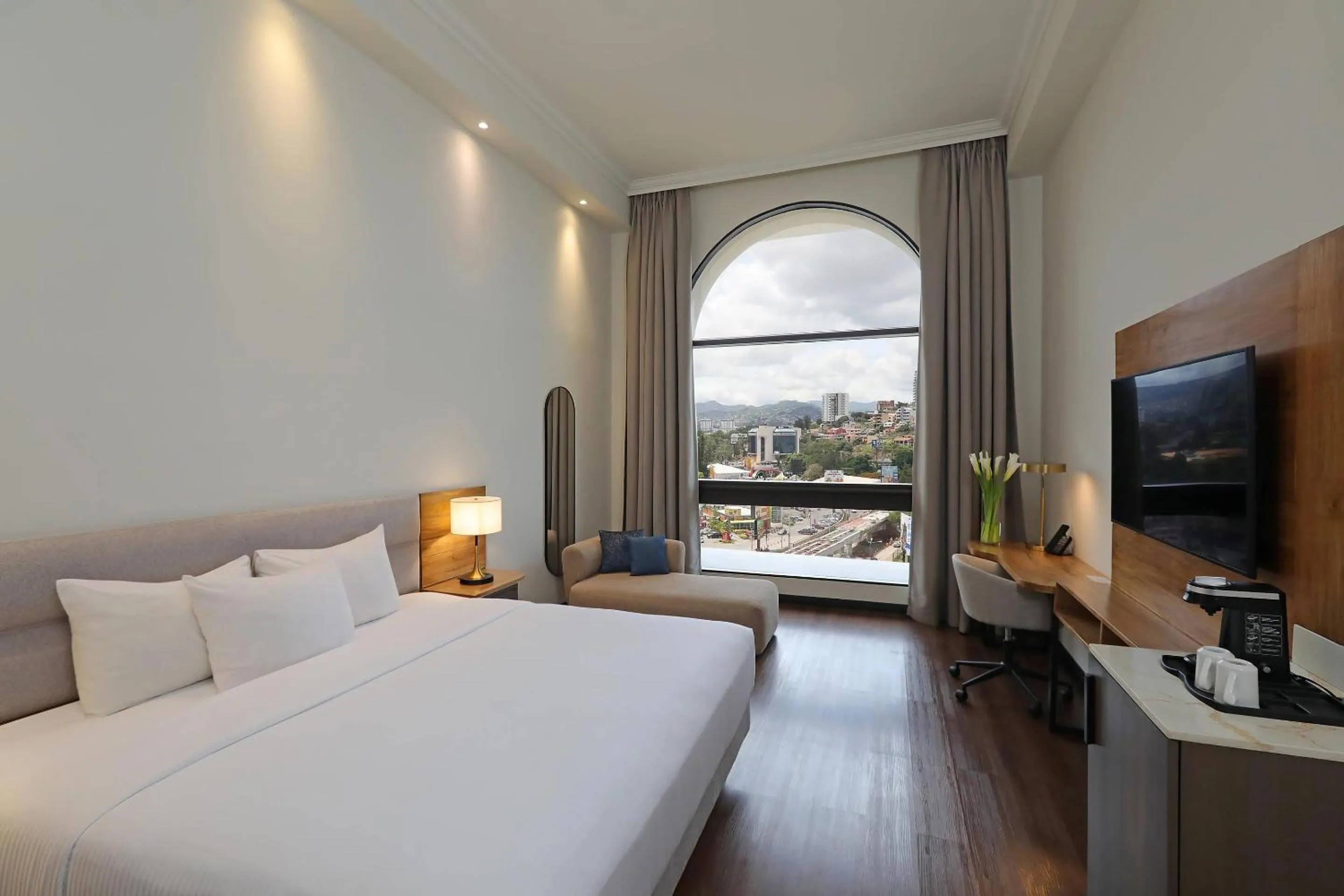 Bedroom, Bed in Clarion Hotel Real Tegucigalpa