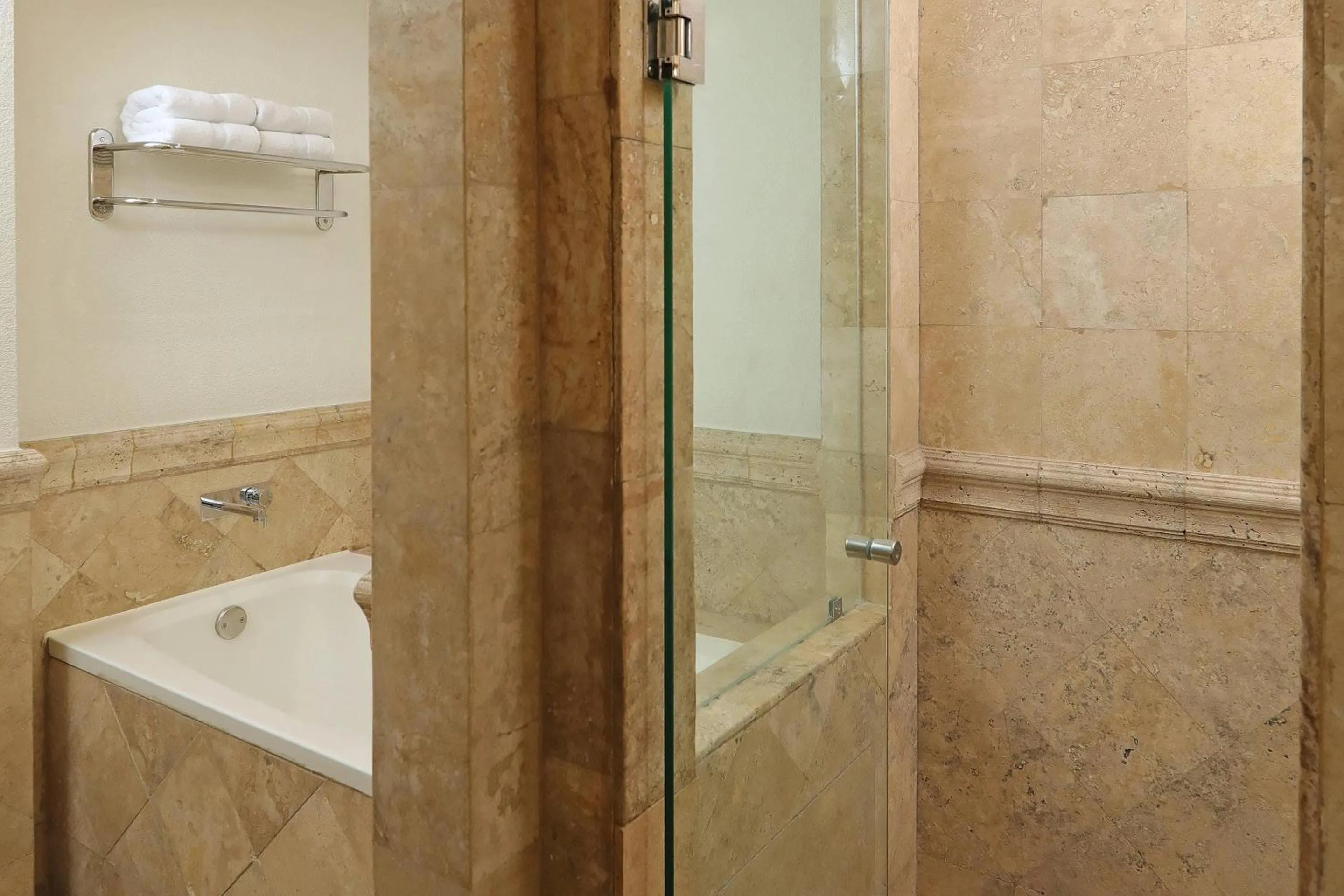 Bedroom in Clarion Hotel Real Tegucigalpa