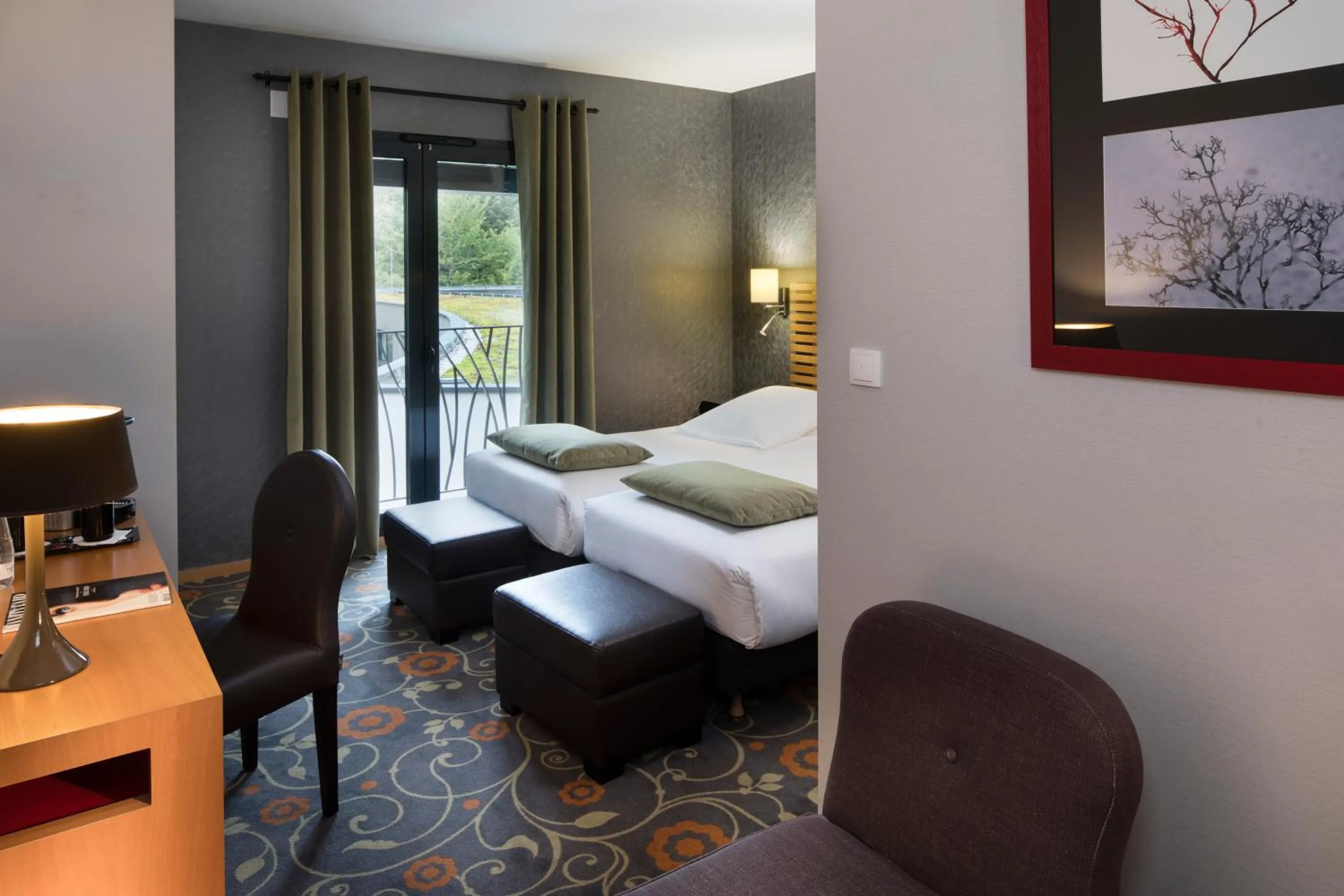 Bedroom, Bed in Best Western Plus Hotel De La Regate-Erdre