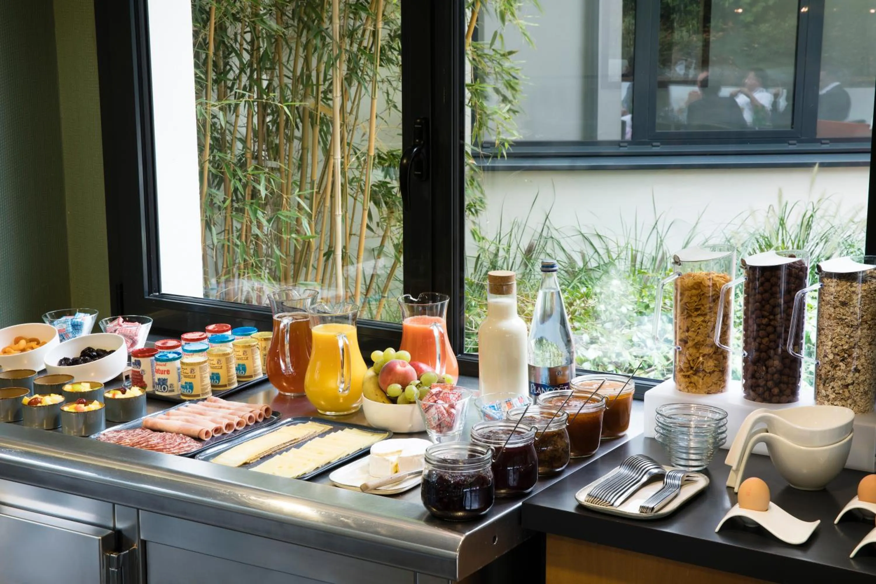 Food close-up in Best Western Plus Hotel De La Regate-Erdre