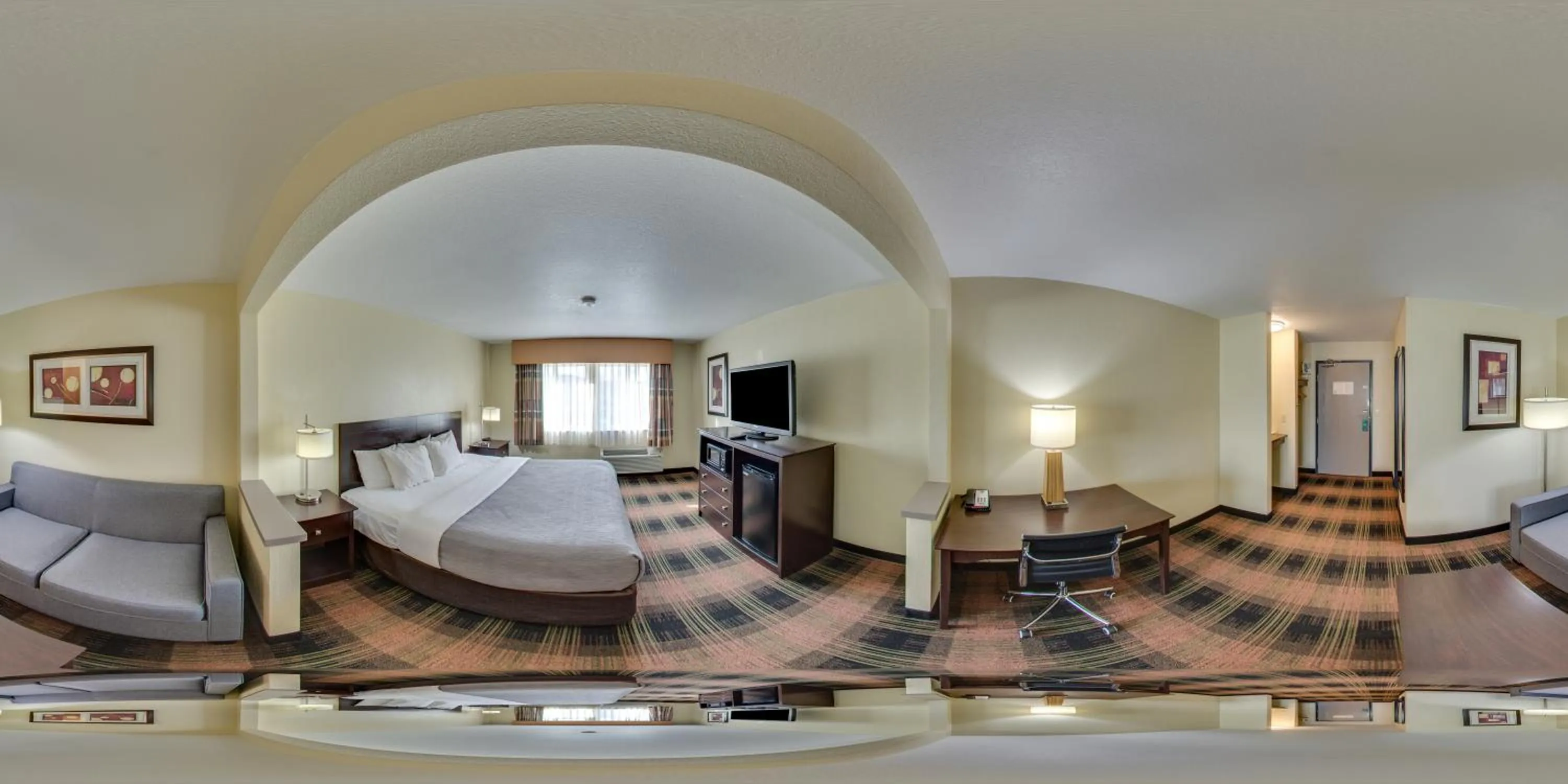 Photo of the whole room in Quality Inn & Suites Des Moines Airport