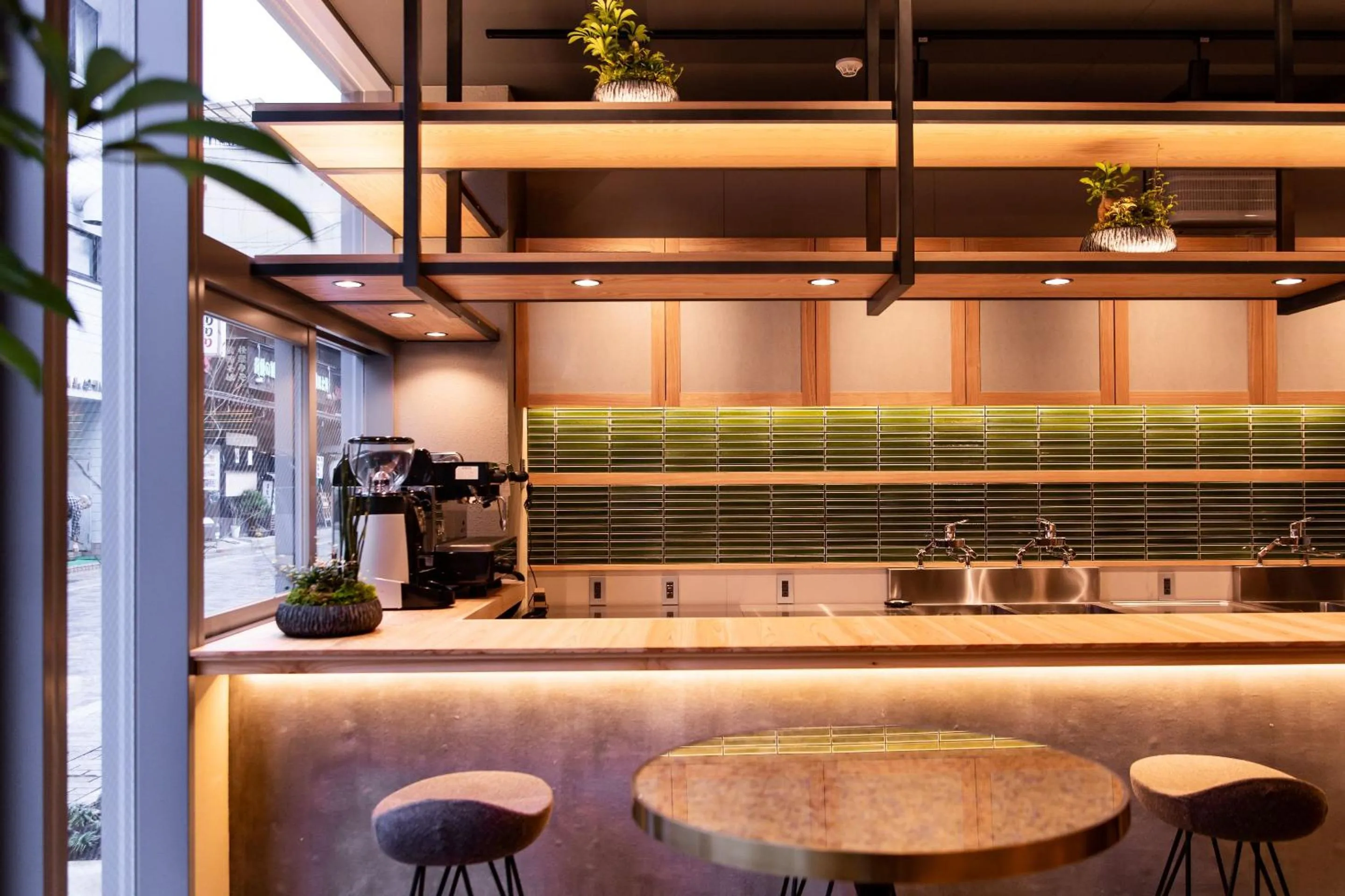 Restaurant/places to eat in eph TAKAYAMA