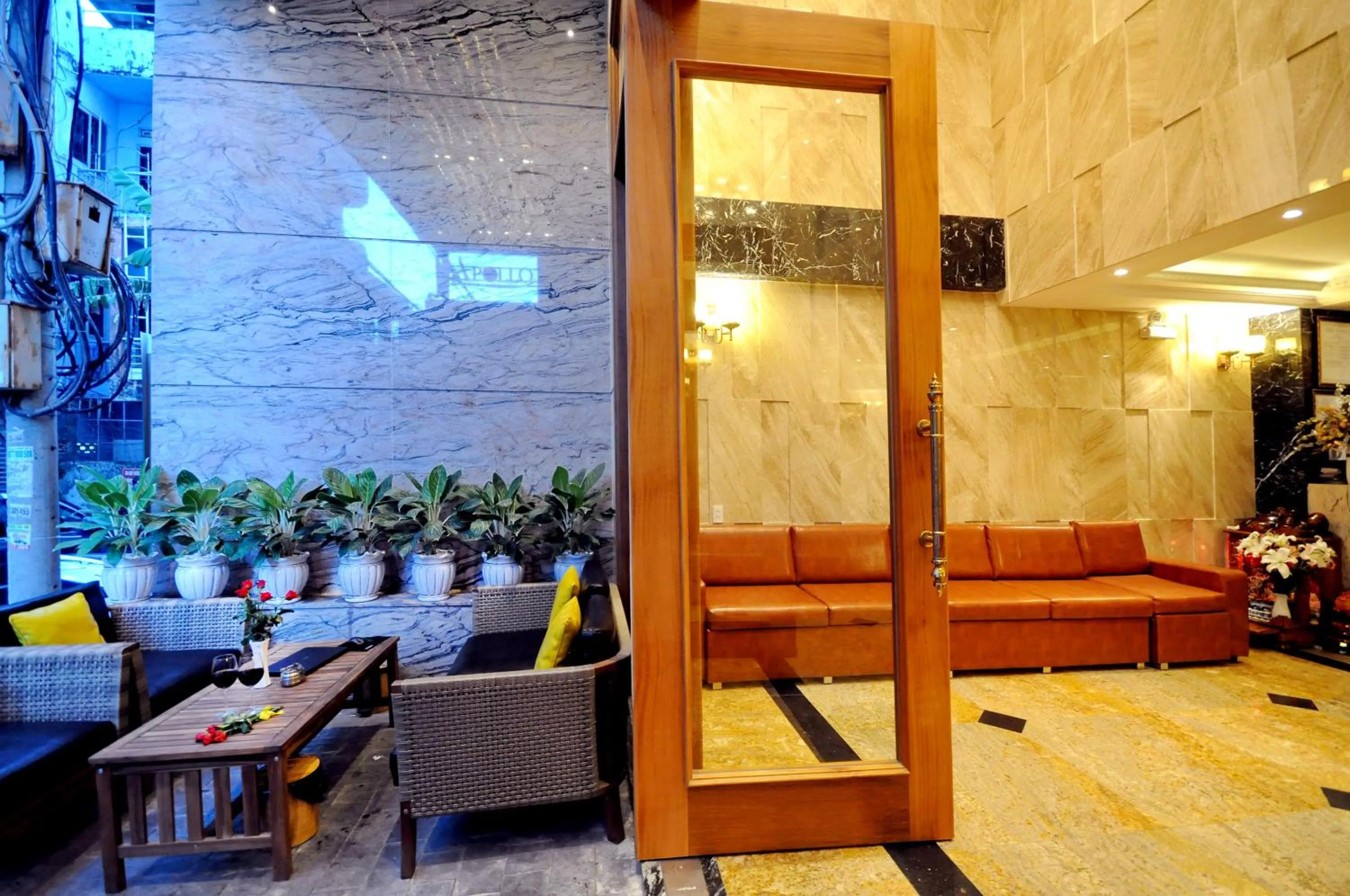 Restaurant/places to eat in Apollo Hotel Nha Trang Beach