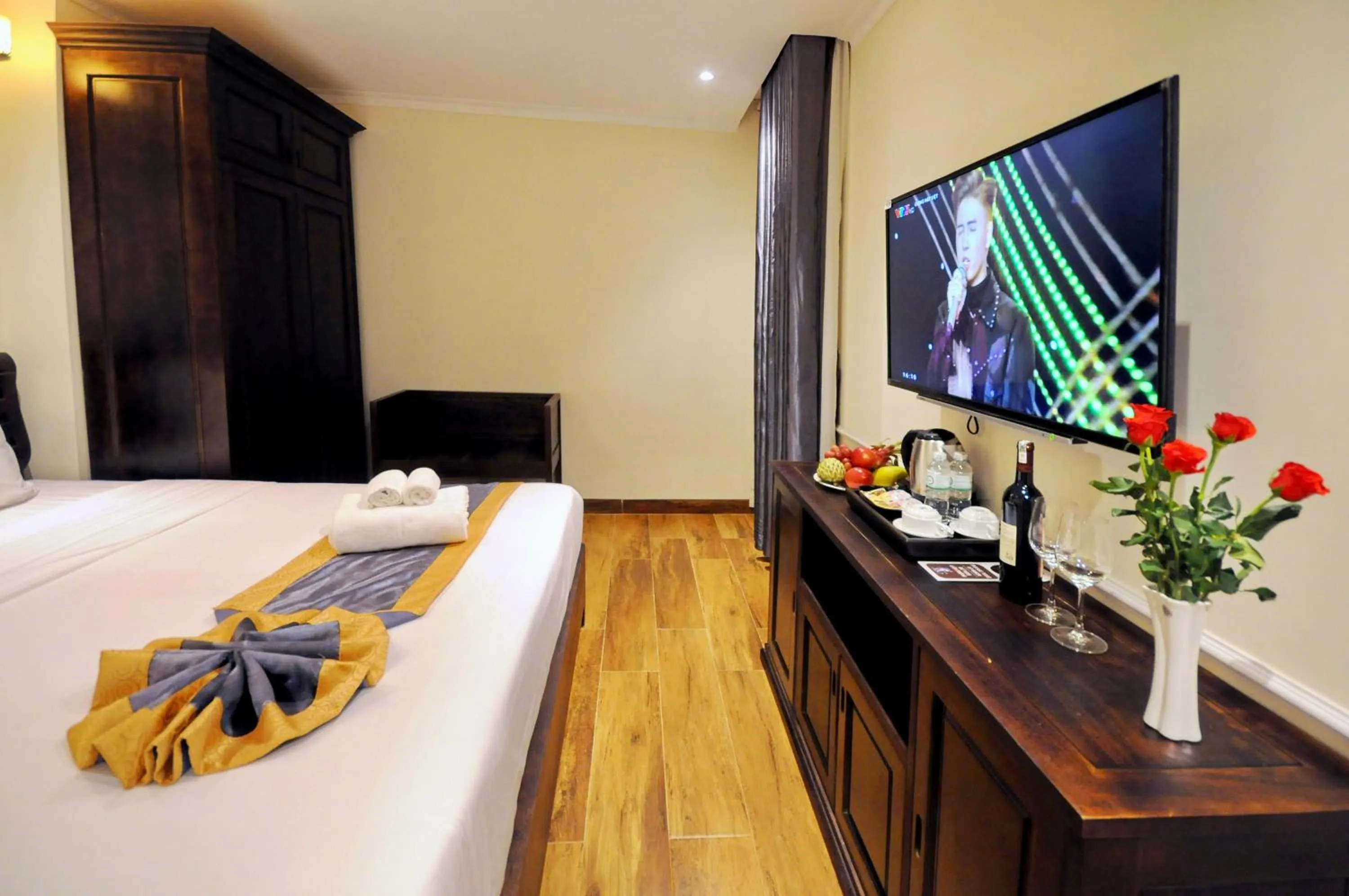 TV and multimedia, Bed in Apollo Hotel Nha Trang Beach
