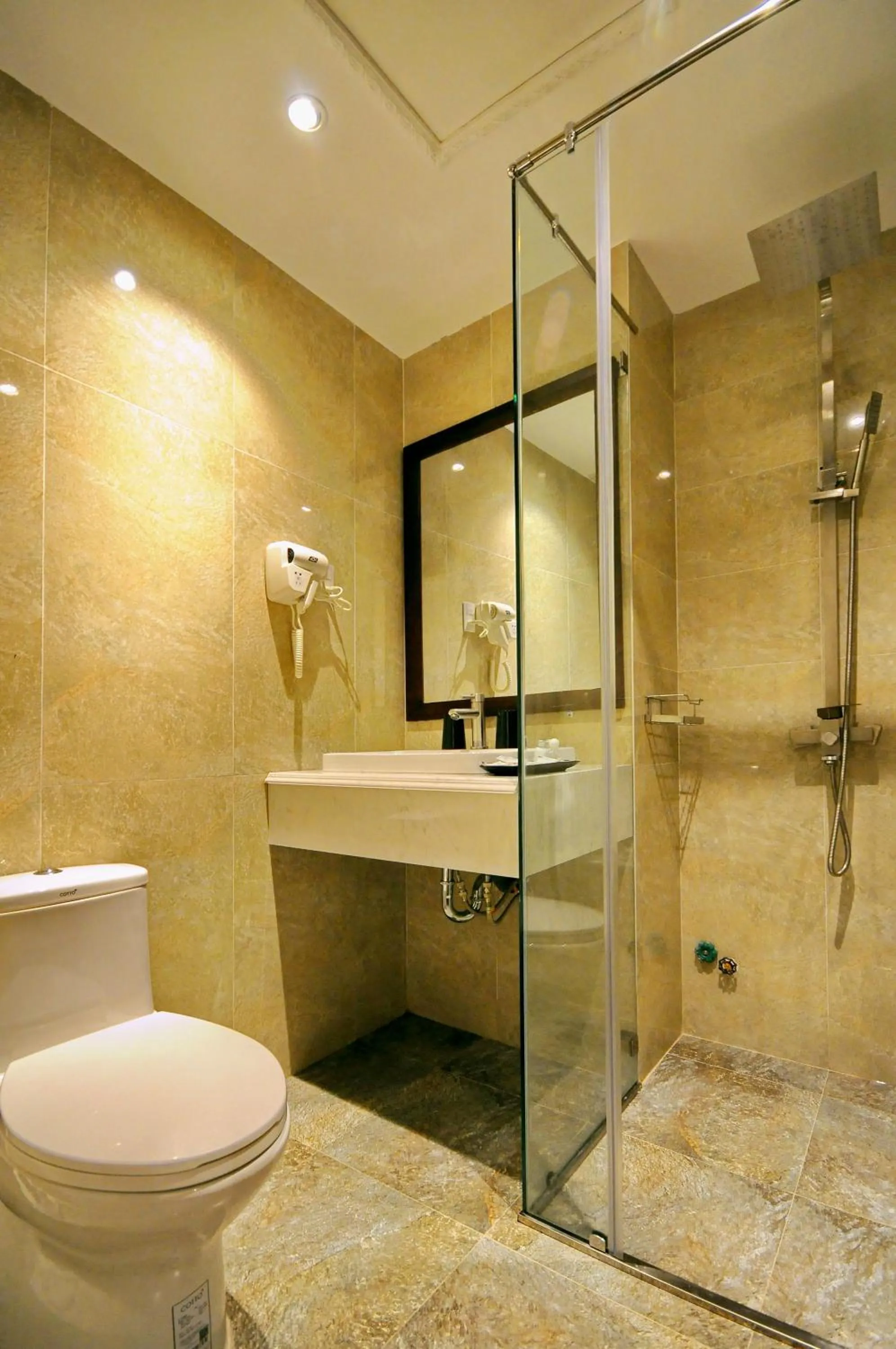 Bathroom in Apollo Hotel Nha Trang Beach