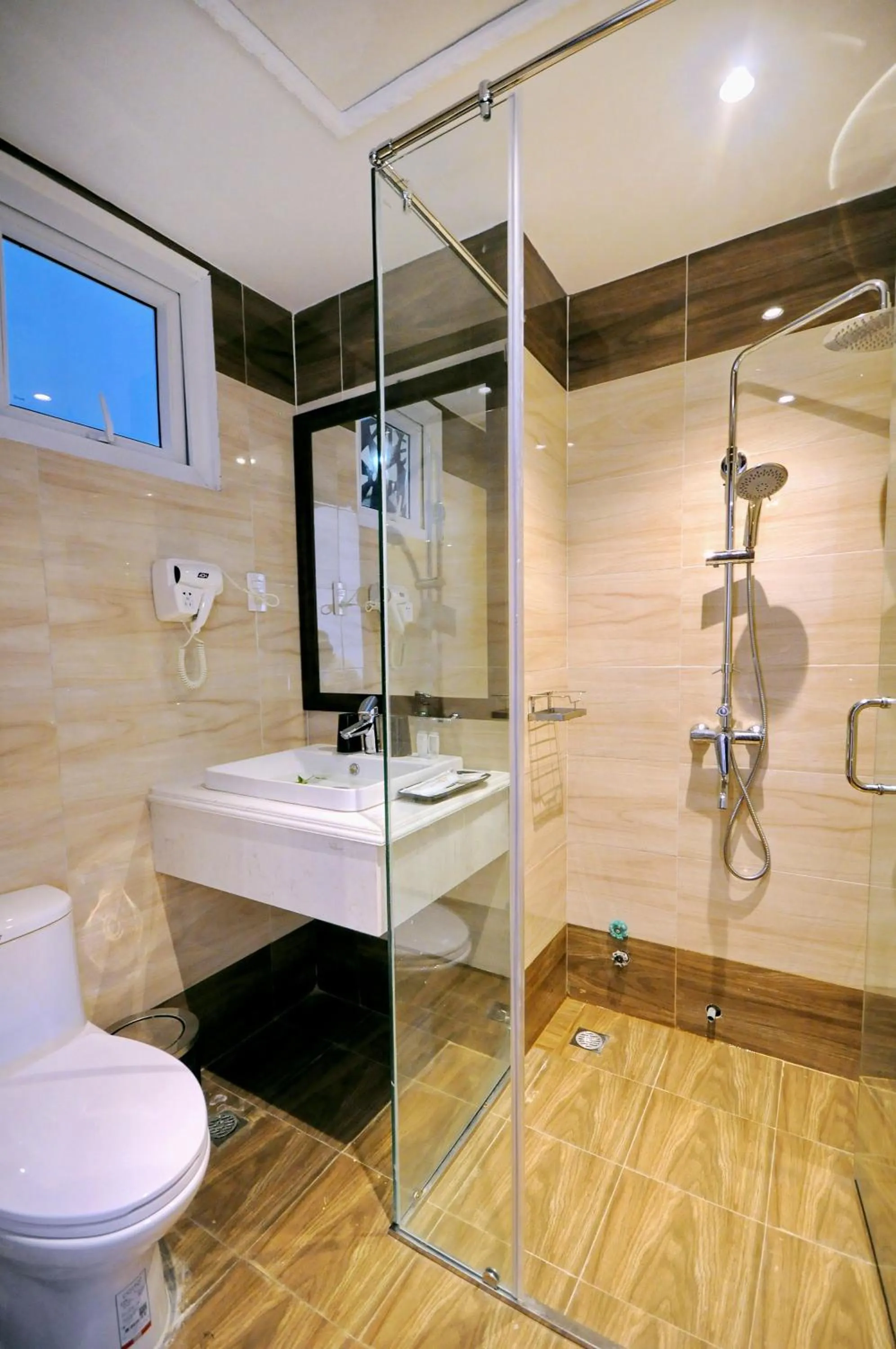Shower in Apollo Hotel Nha Trang Beach