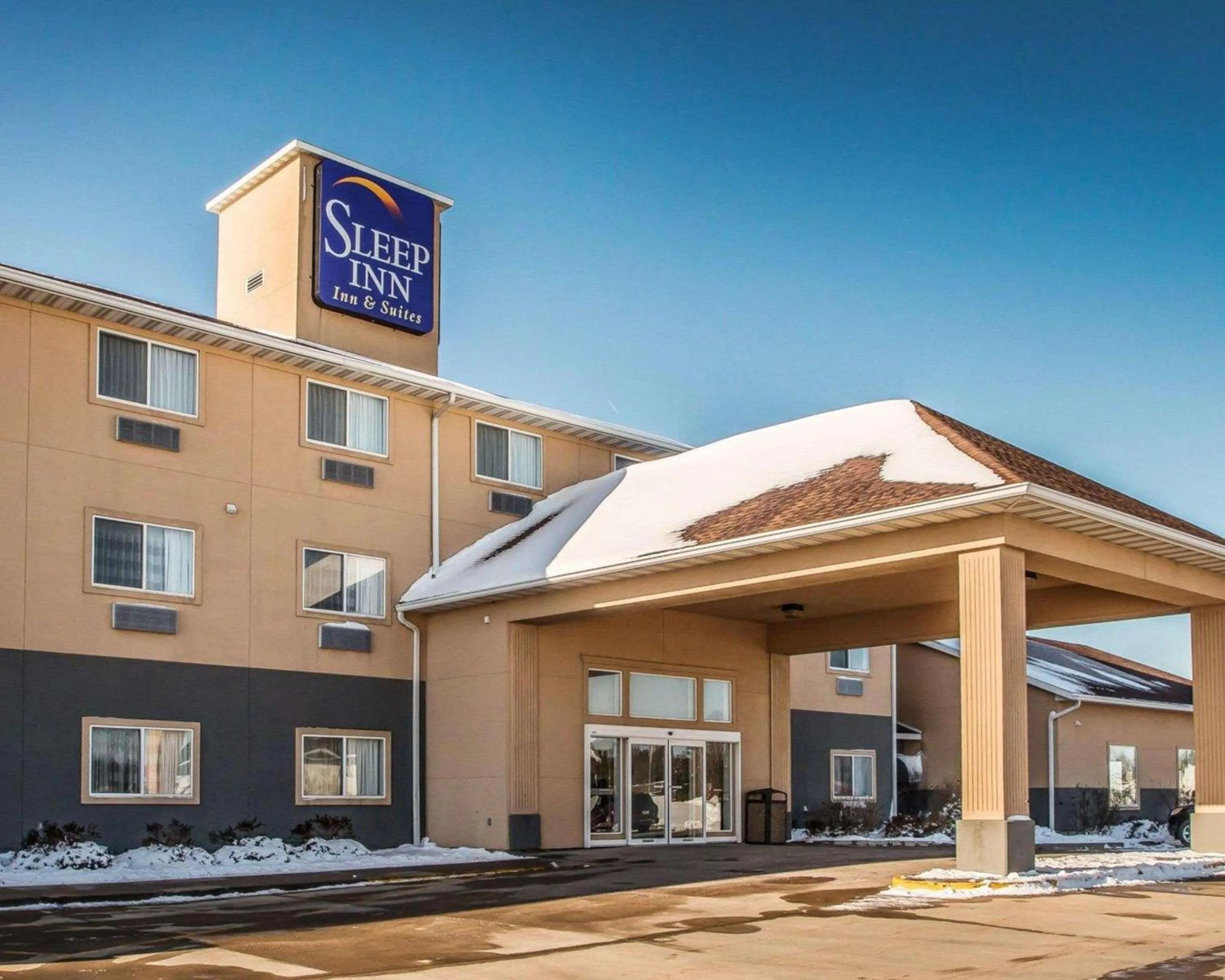 Property building in Sleep Inn & Suites Mount Vernon