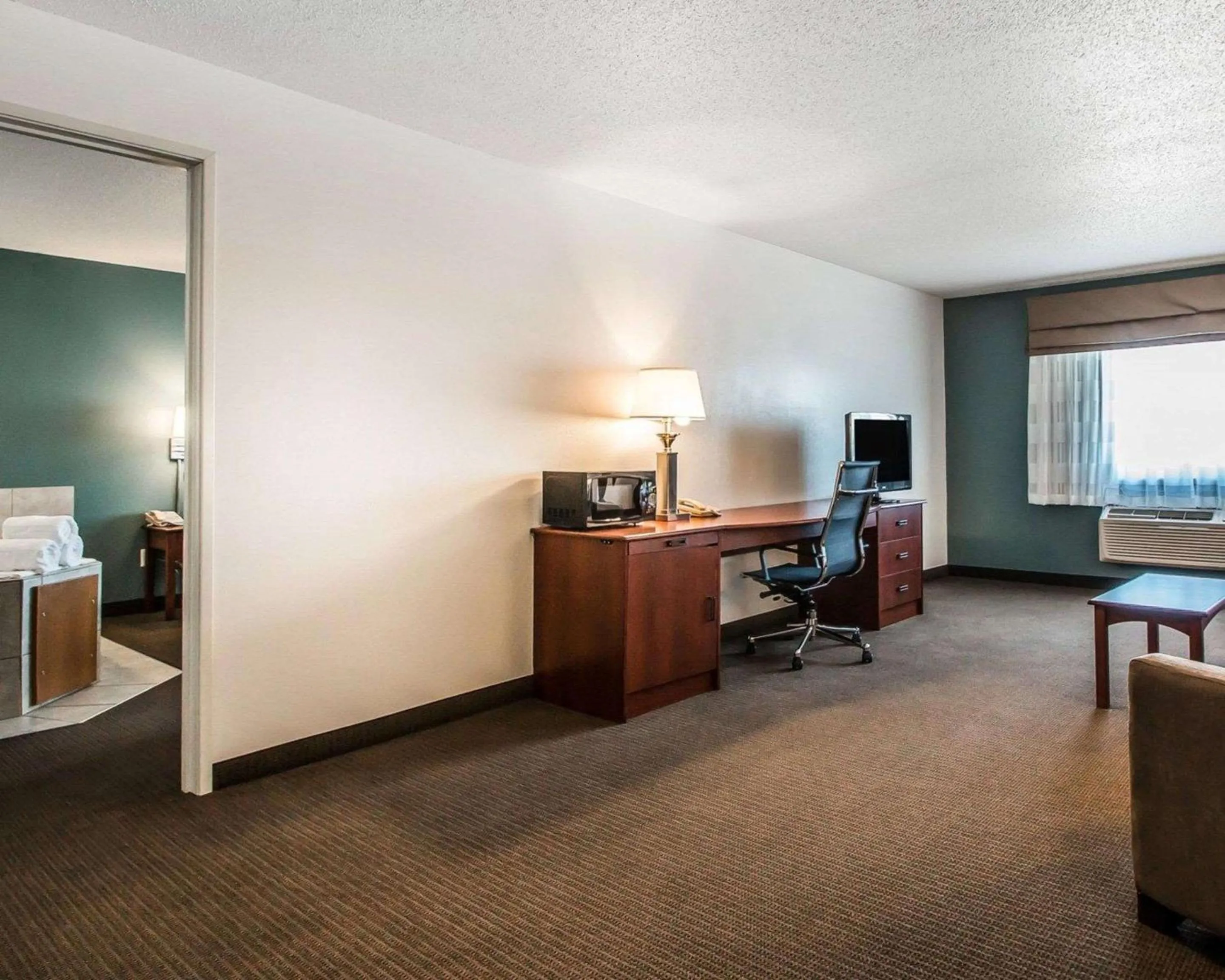 Photo of the whole room in Sleep Inn & Suites Mount Vernon