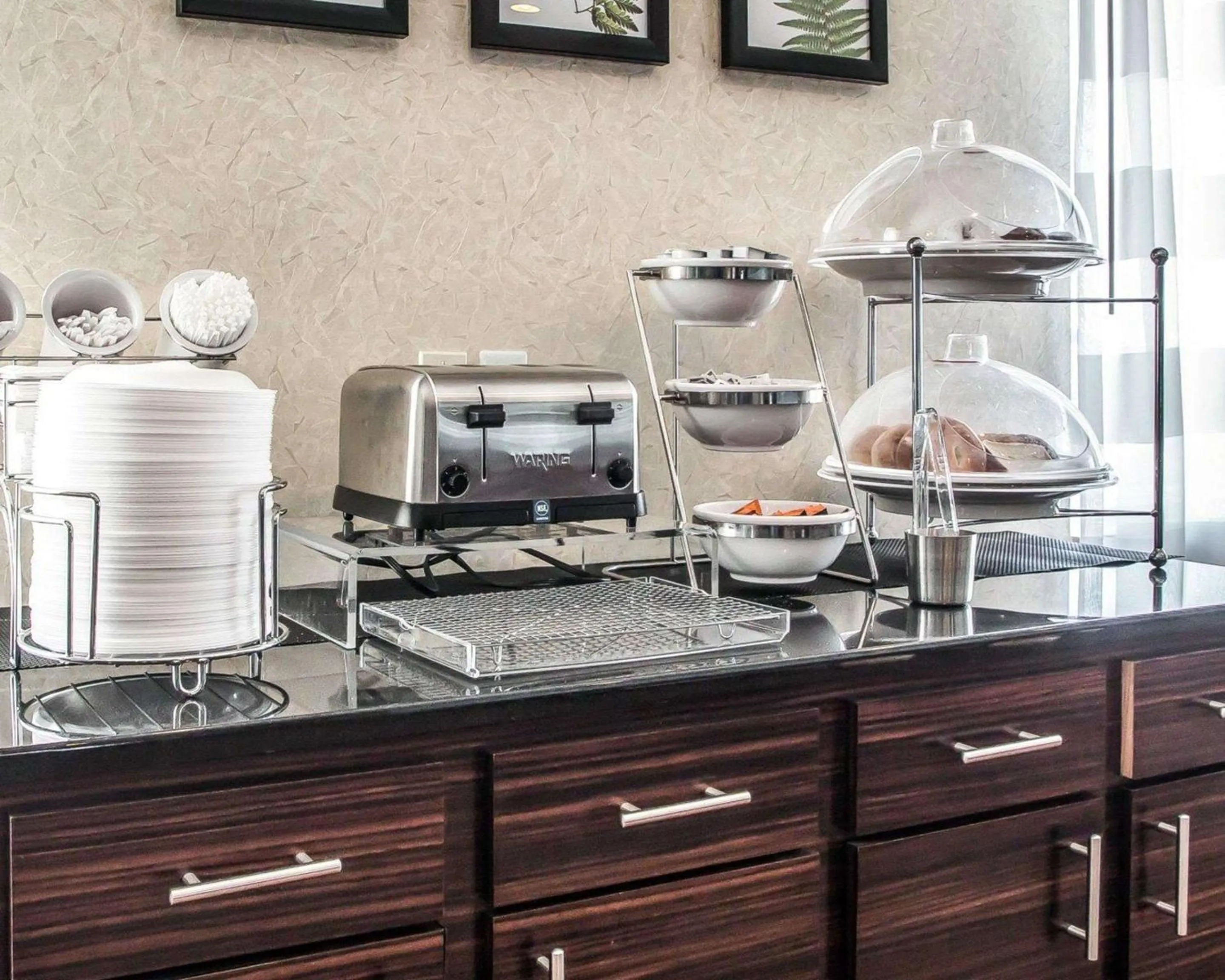 Restaurant/places to eat in Sleep Inn & Suites Mount Vernon