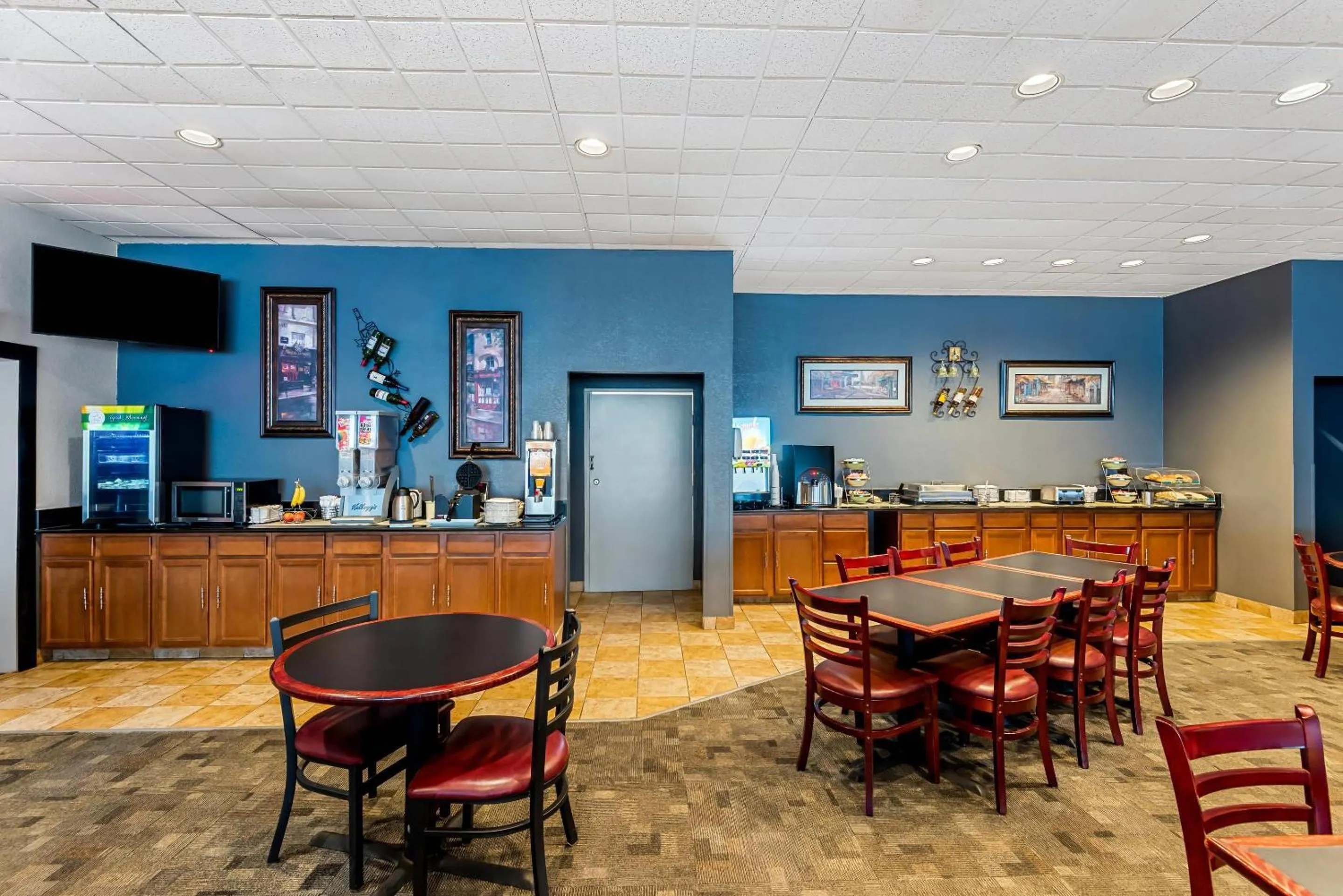 Breakfast in Quality Inn Fort Dodge