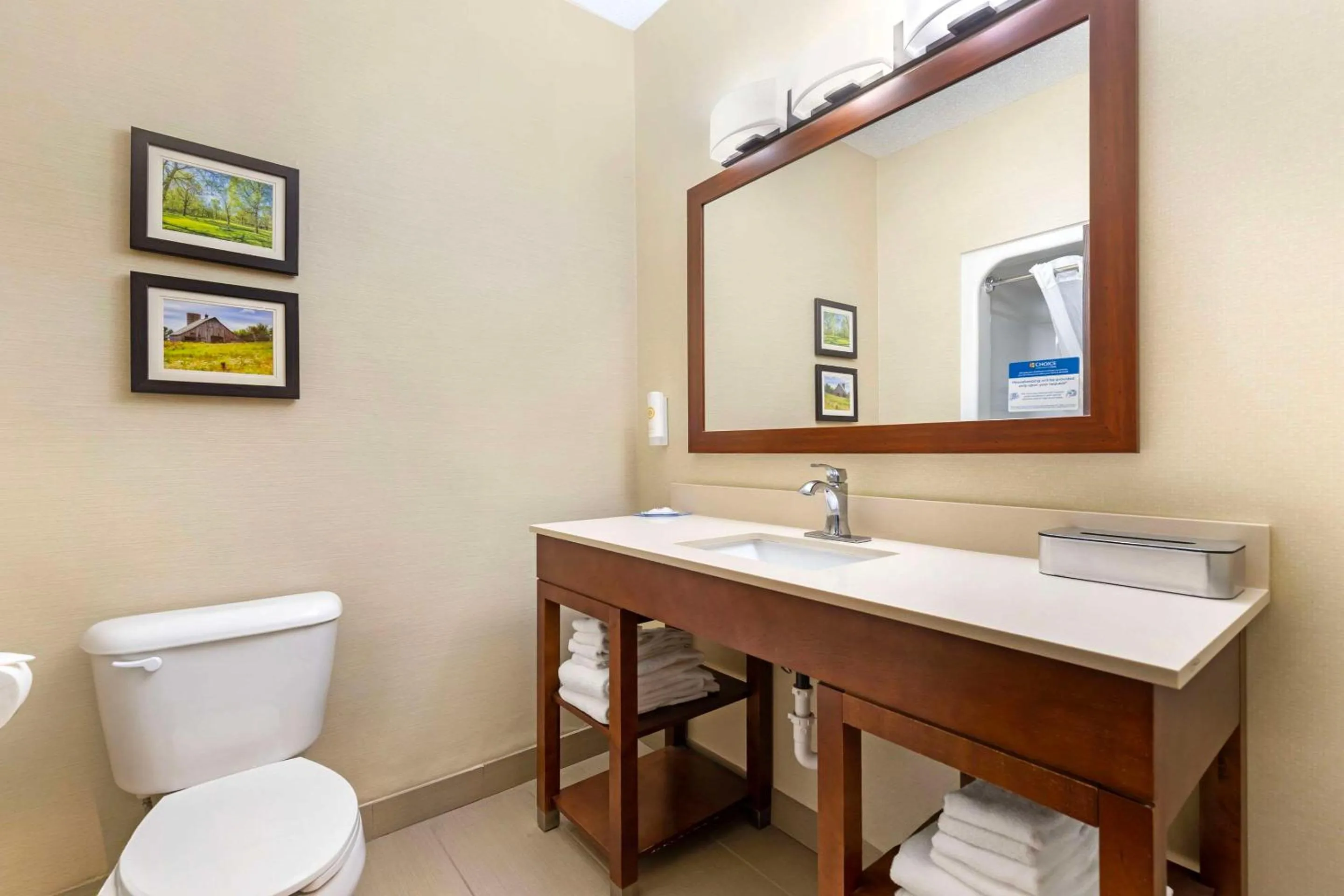 Bedroom in Comfort Suites