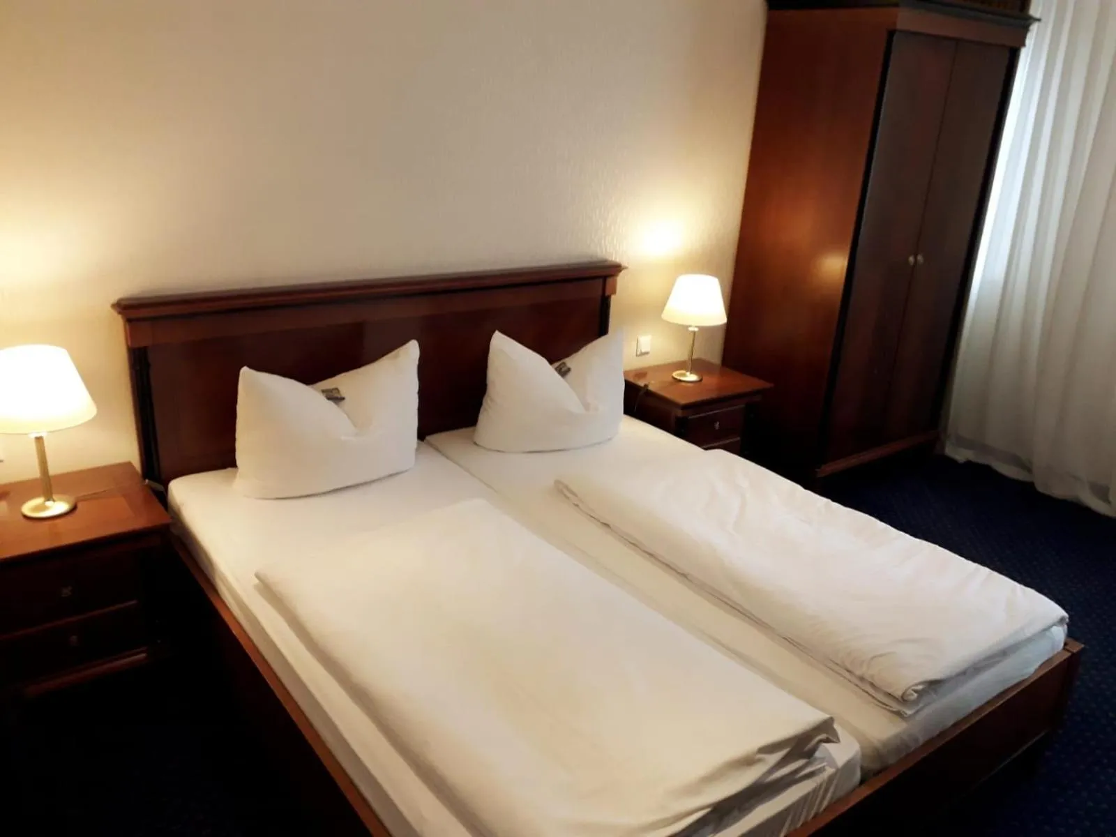 Bedroom, Bed in Fürstenhof Wernigerode Garni