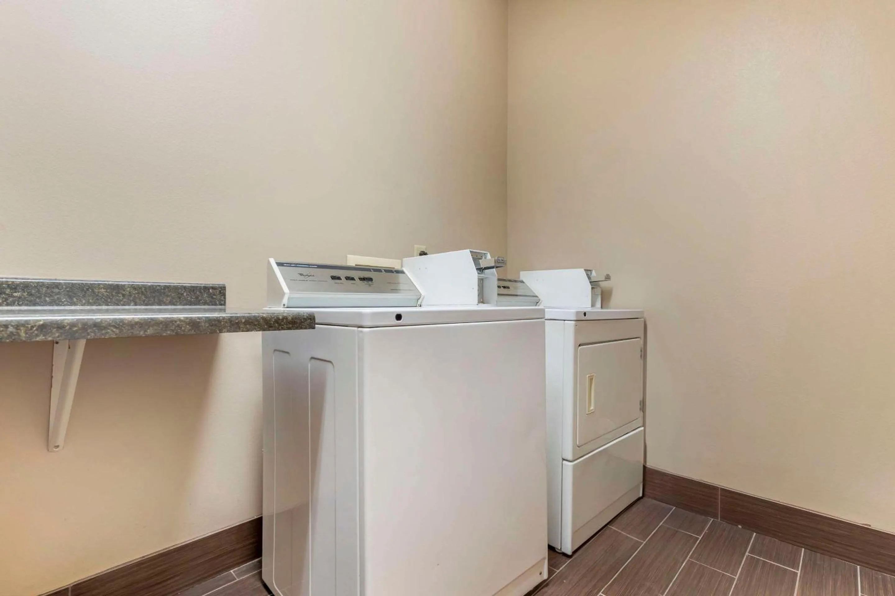 Other in Comfort Inn & Suites Grinnell near I-80