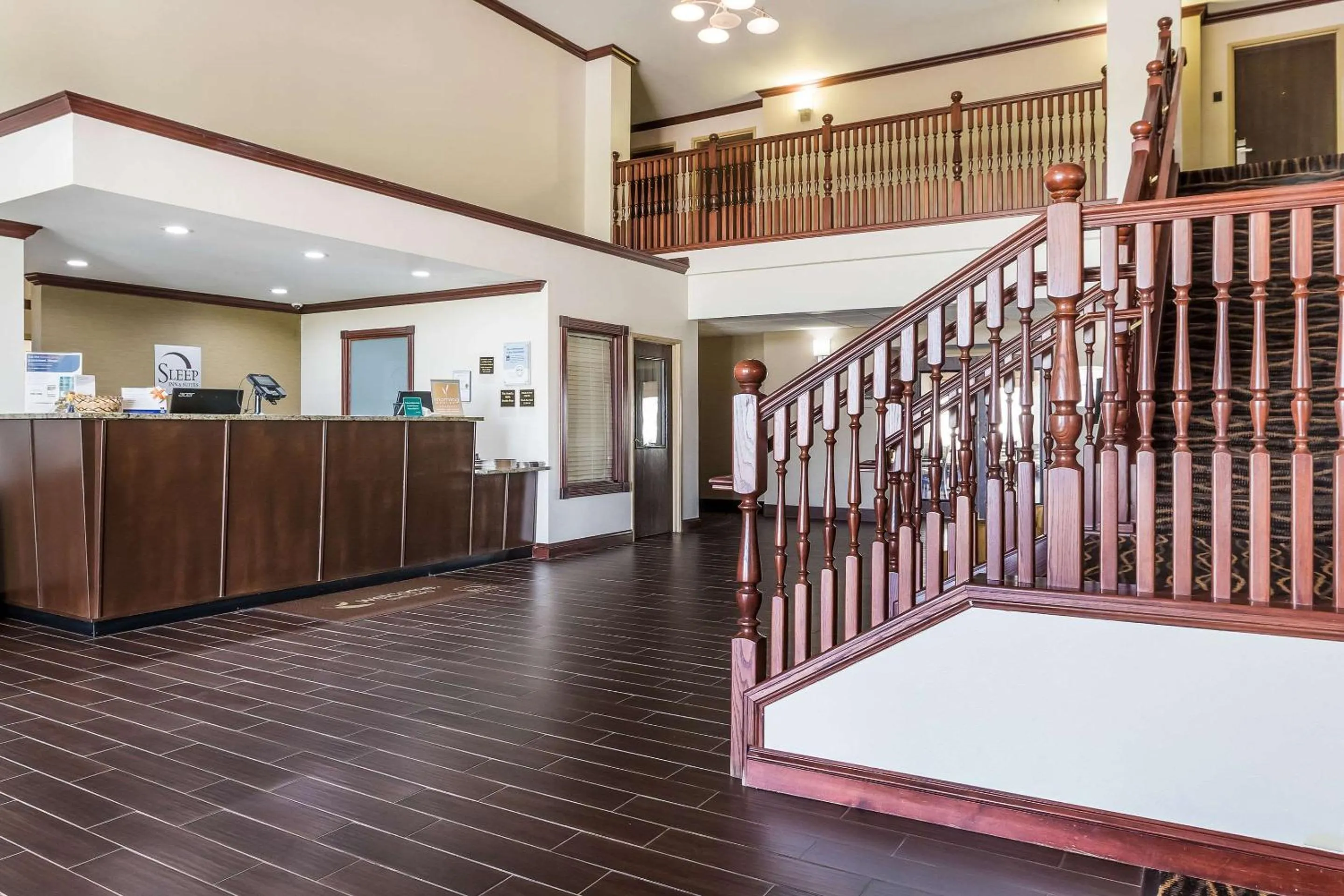 Lobby or reception in Sleep Inn & Suites North Liberty - Liberty City