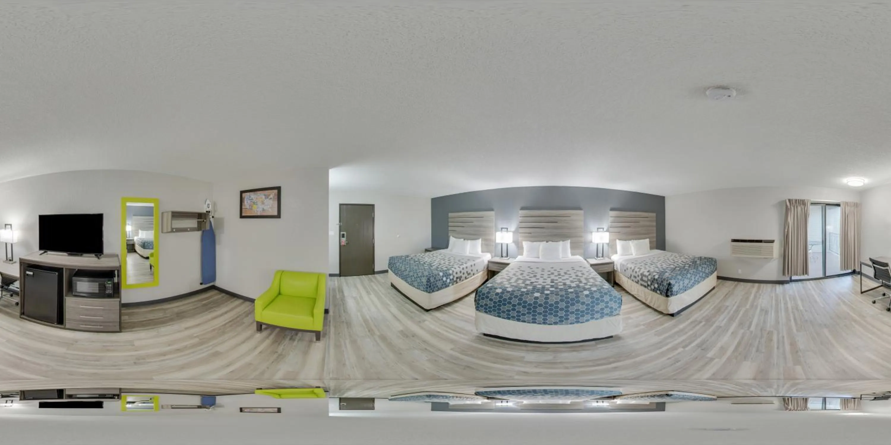 Bed in Sonesta Essential Des Moines