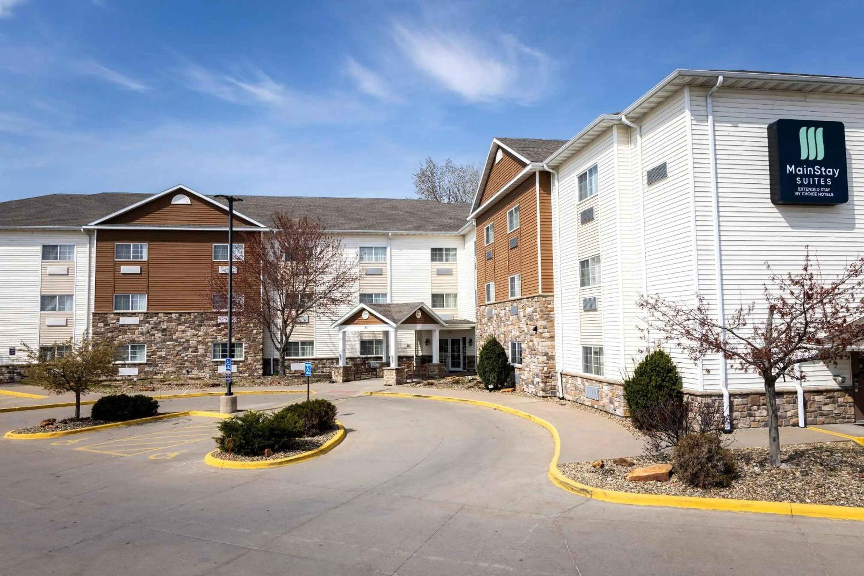 Property building in MainStay Suites Coralville - Iowa City