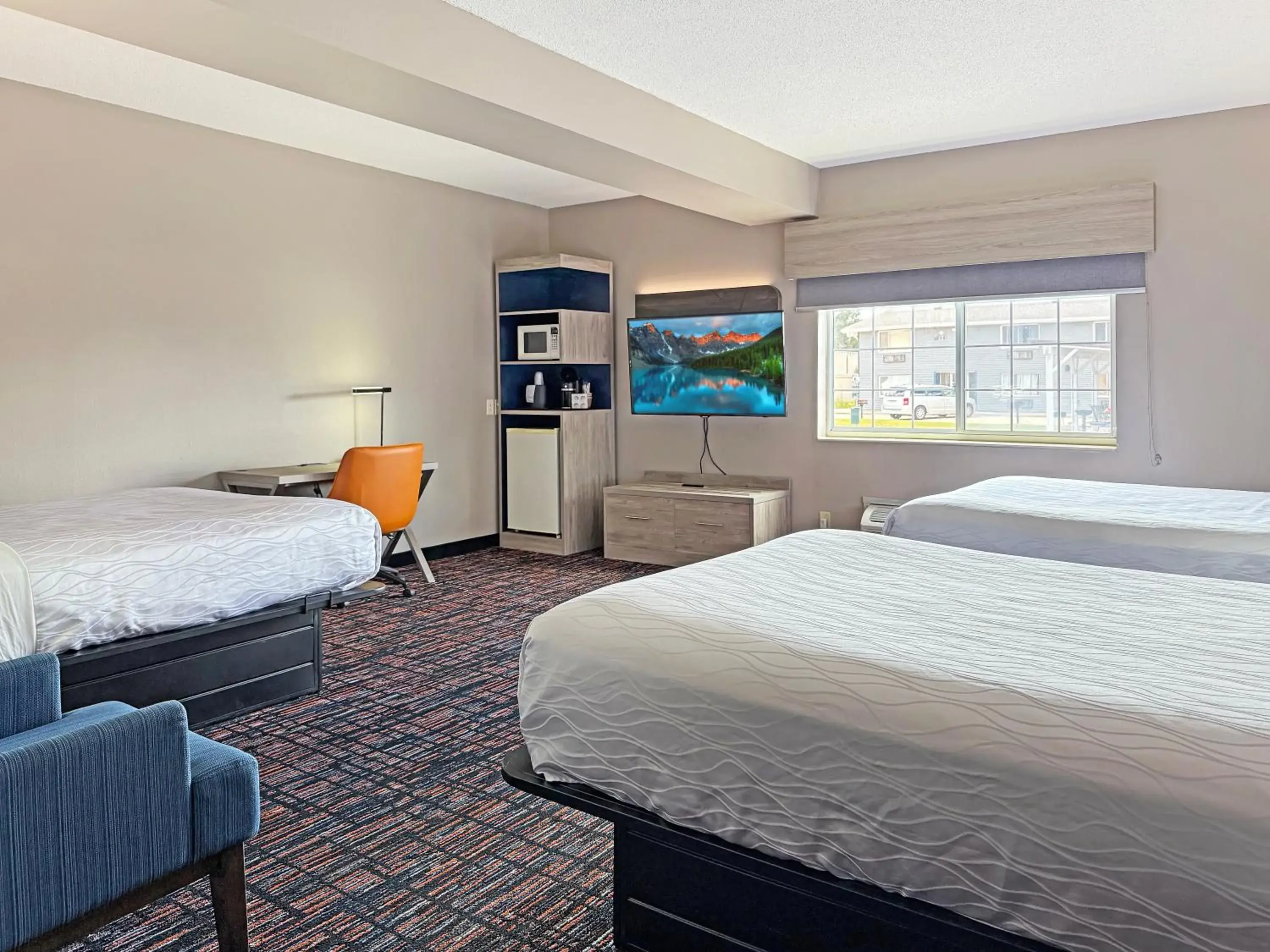 Superior Triple Room in Reston Inn & Suites Superior Triple Room in Reston Inn & Suites