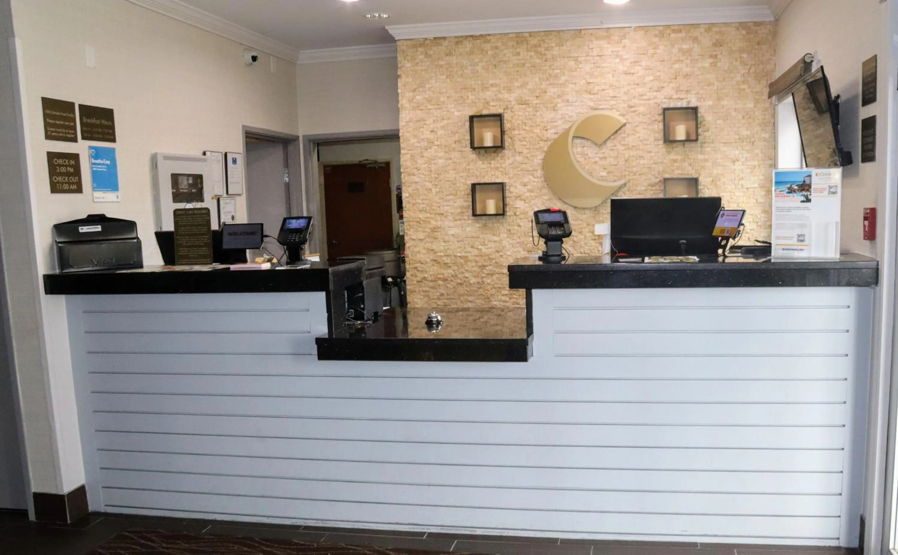 Lobby or reception in Comfort Inn & Suites Coralville - Iowa City near Iowa River Landing