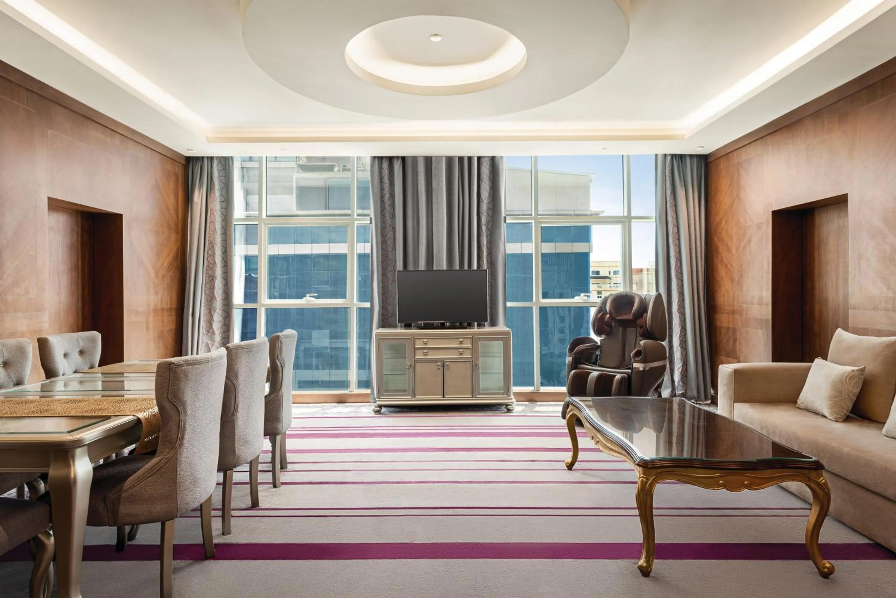 TV and multimedia in Vivid Jeddah Hotel, a member of Radisson Individuals