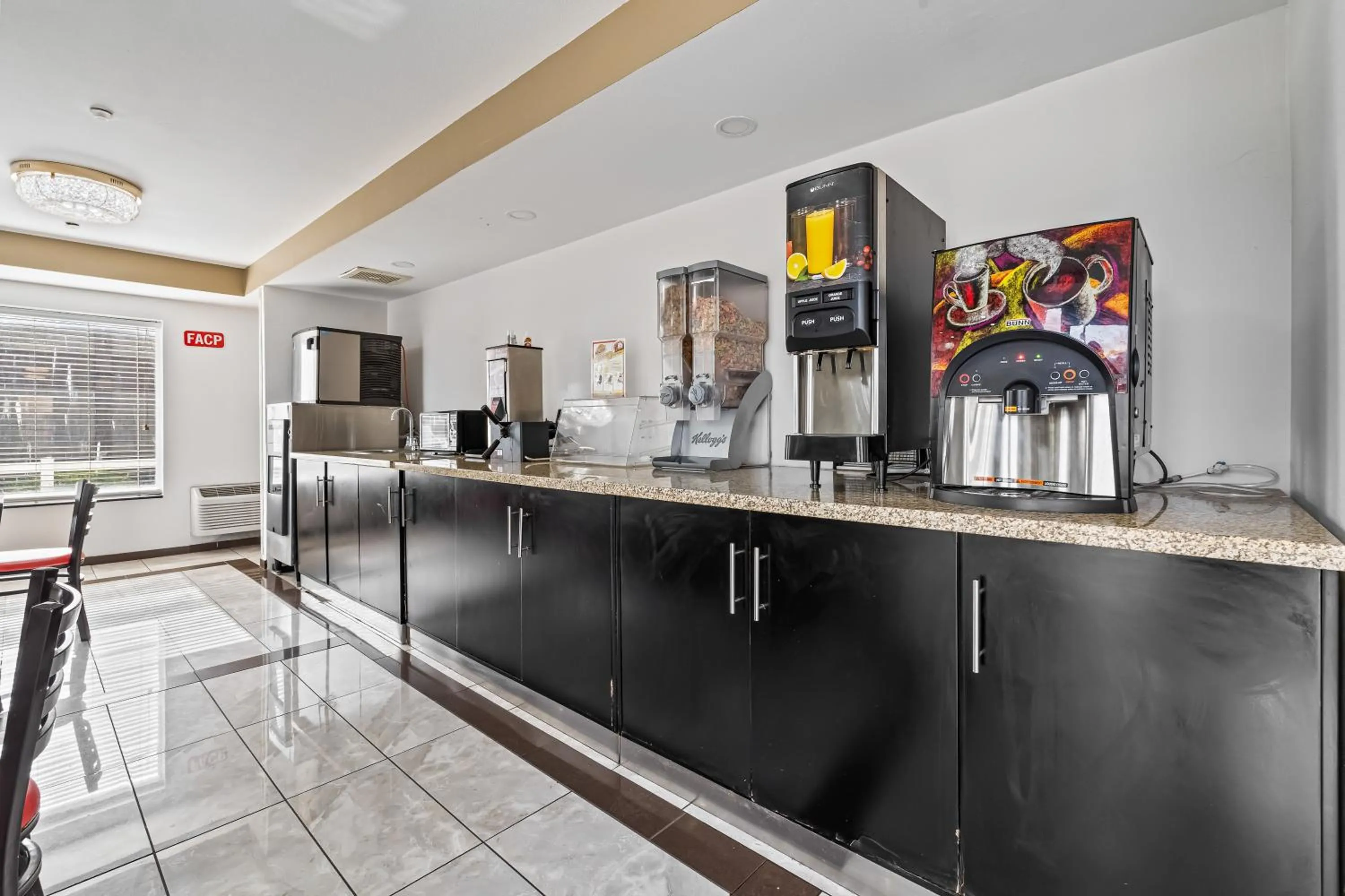 Breakfast in Rodeway Inn & Suites Nampa