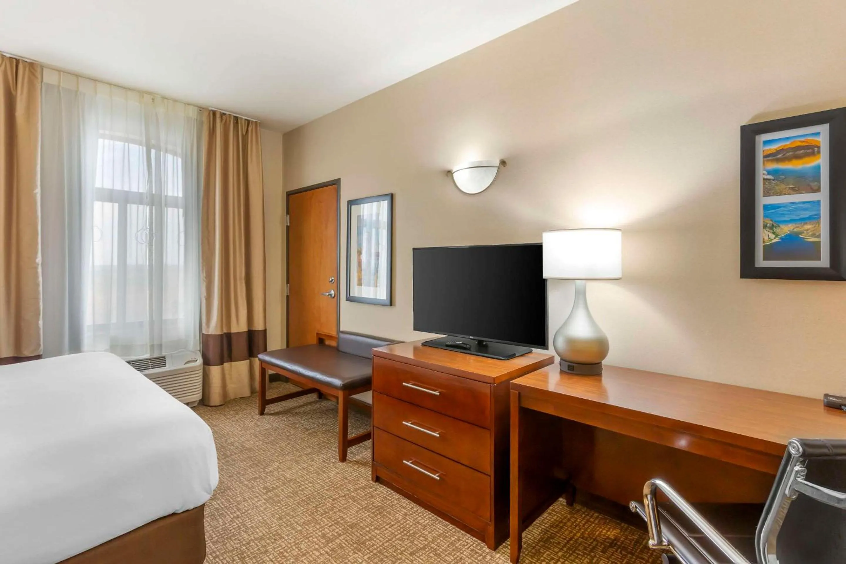 Bedroom, Bed in Comfort Inn & Suites Jerome - Twin Falls