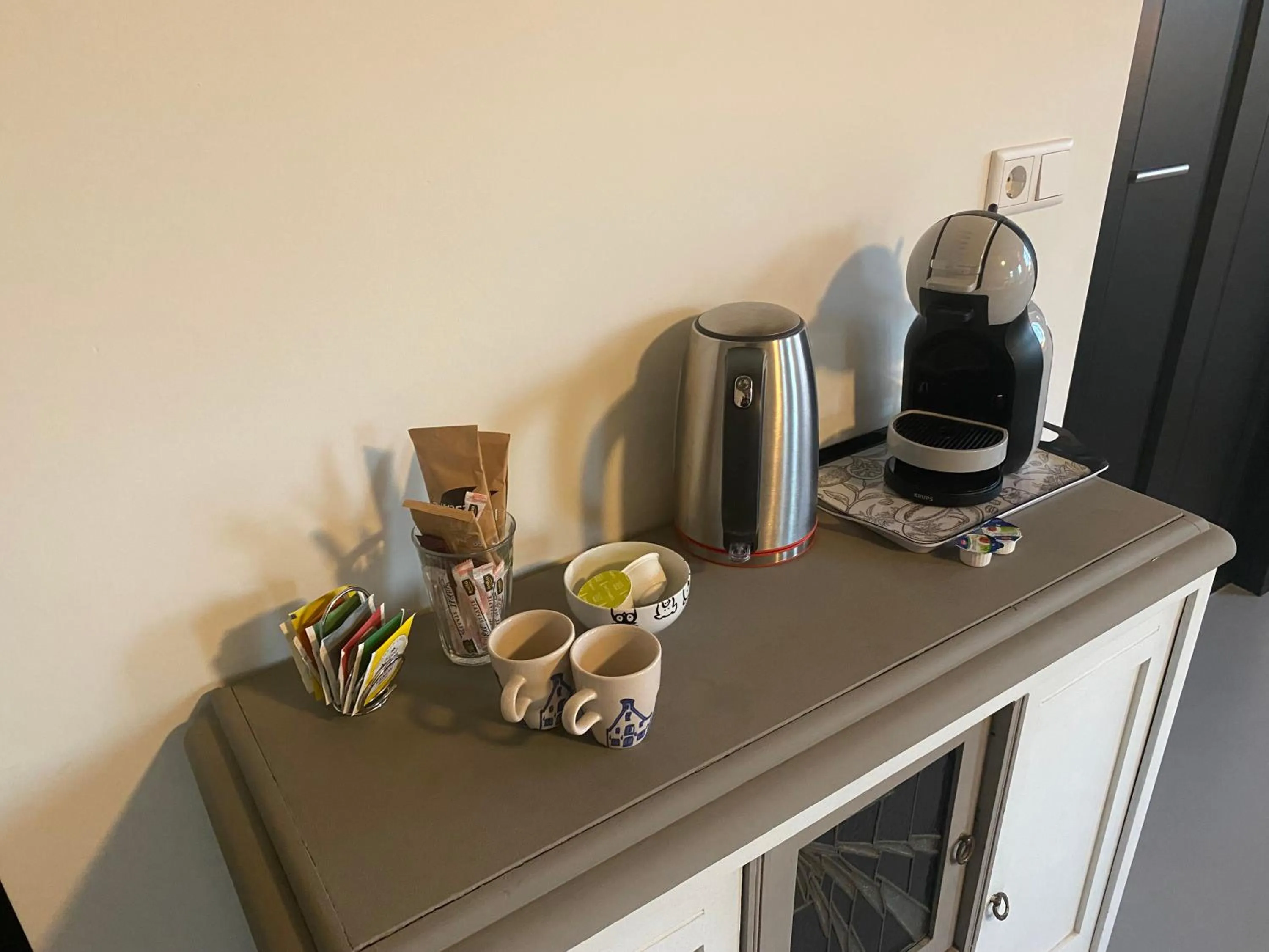 Coffee/tea facilities in B&B Boerderij De Vaete - Duurzaam genieten in de zak van Zuid-Beveland