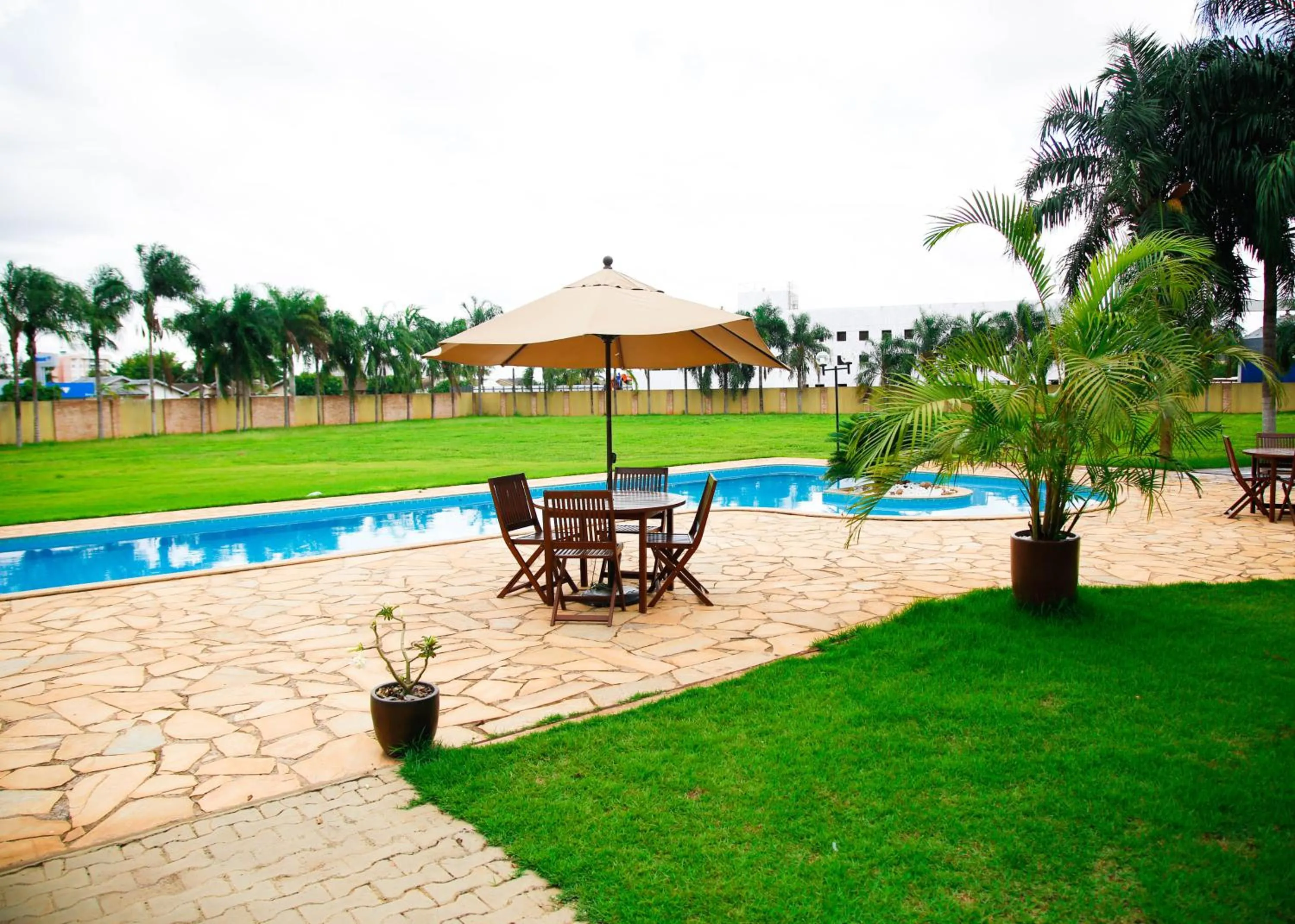 Swimming pool in Terras Hotel