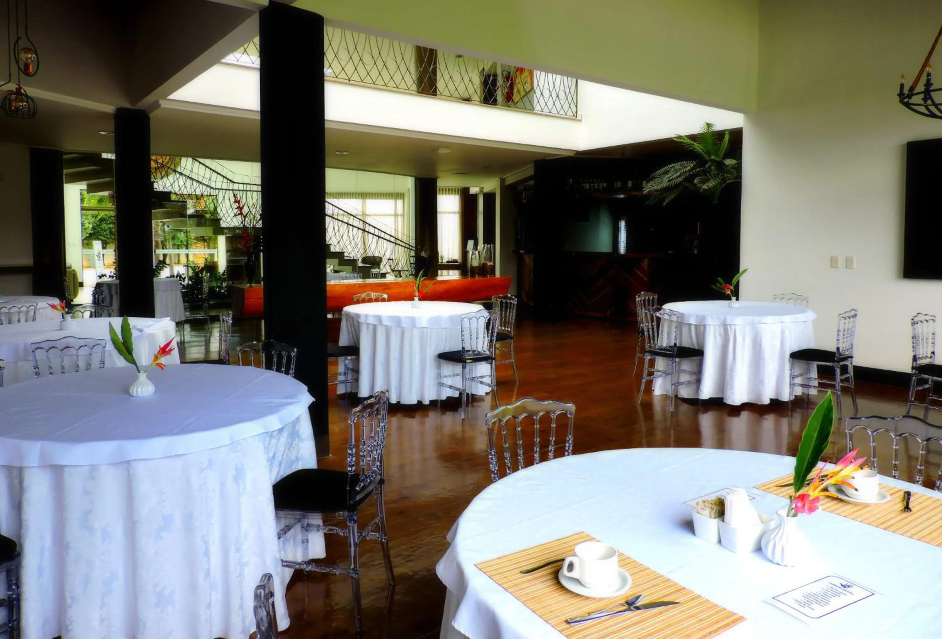 Restaurant/places to eat in Terras Hotel