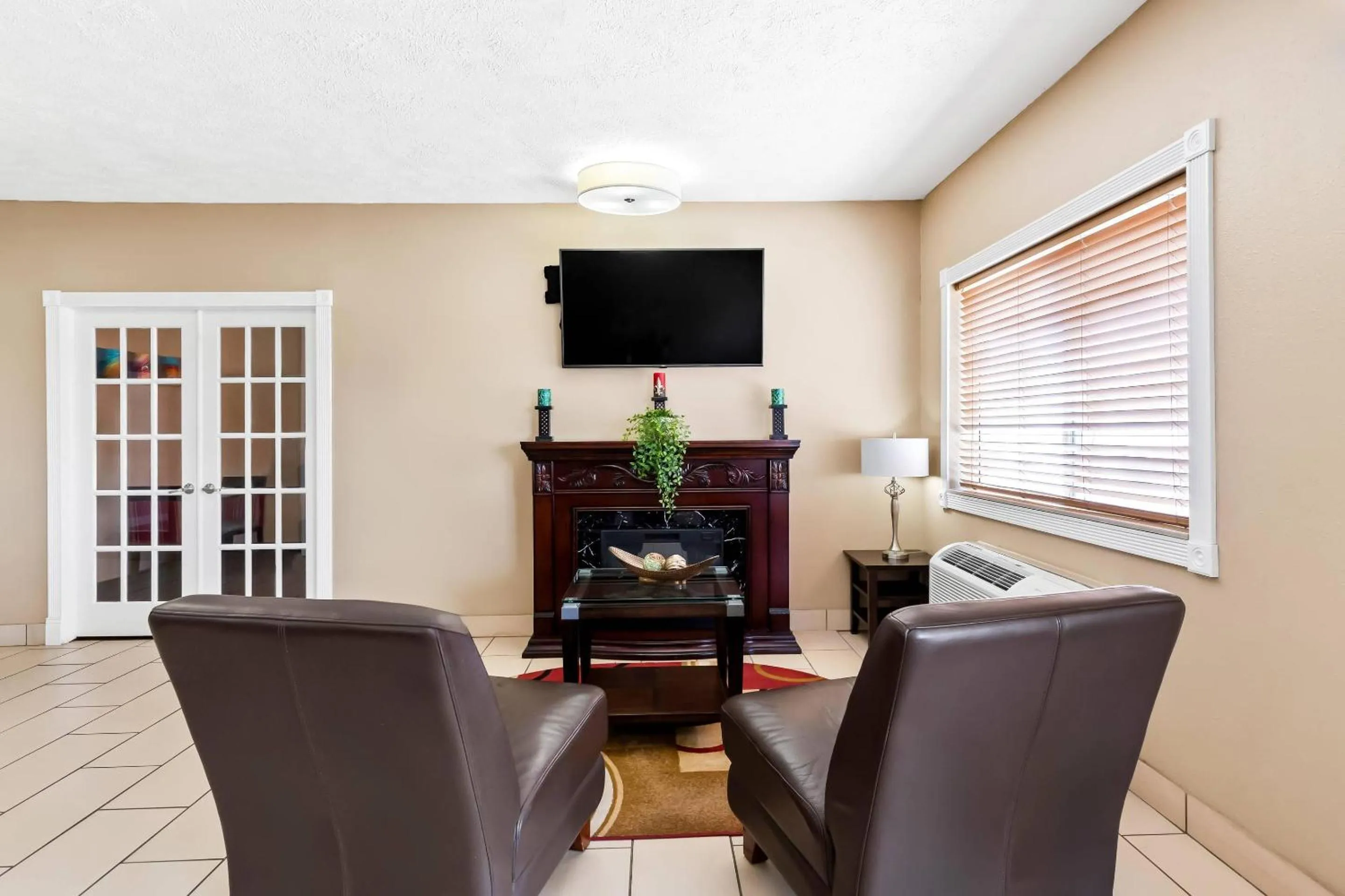 Lobby or reception in Quality Inn & Suites Springfield Southwest near I-72