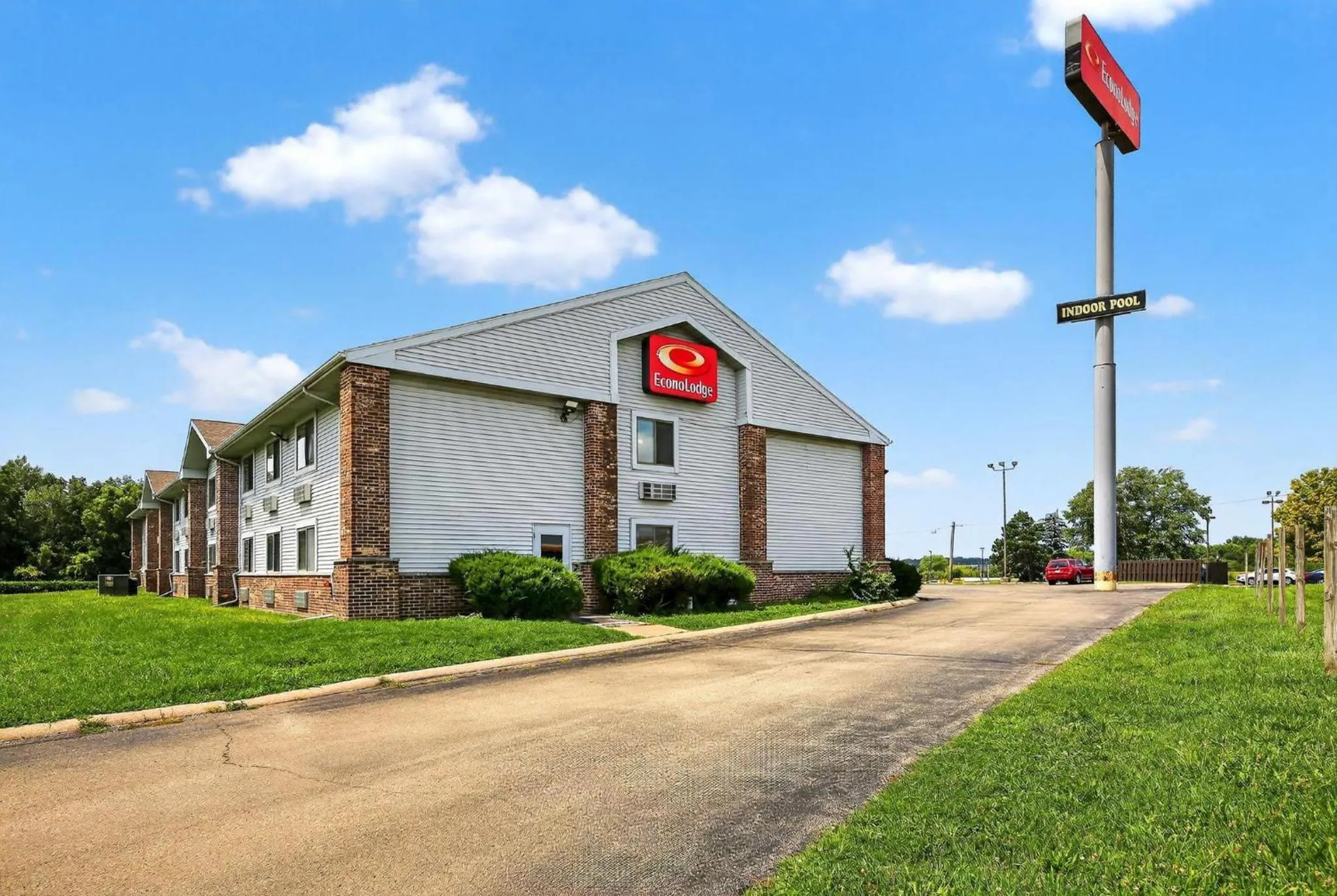 Property building in Econo Lodge Princeton