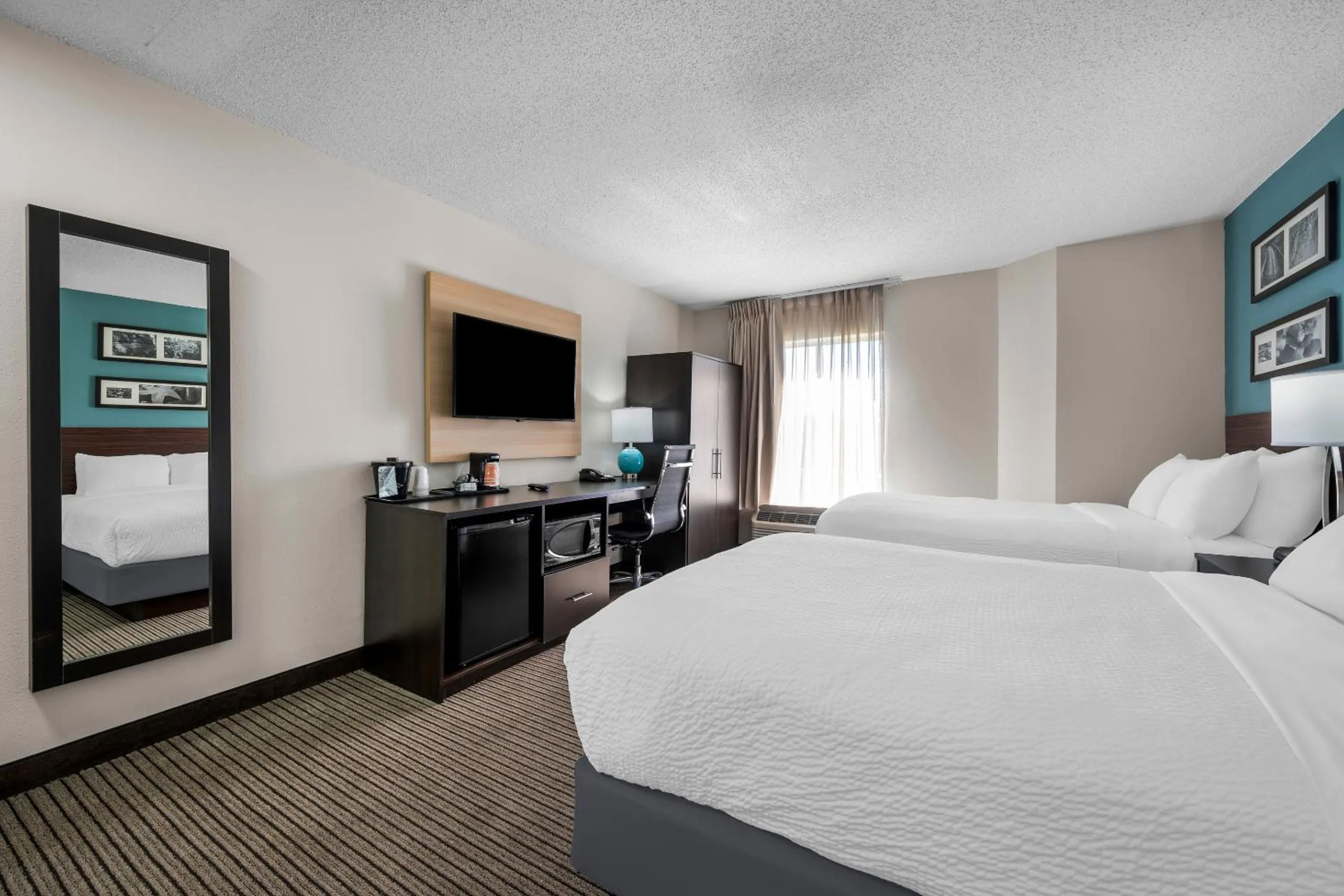 Bed in Sleep Inn Springfield West