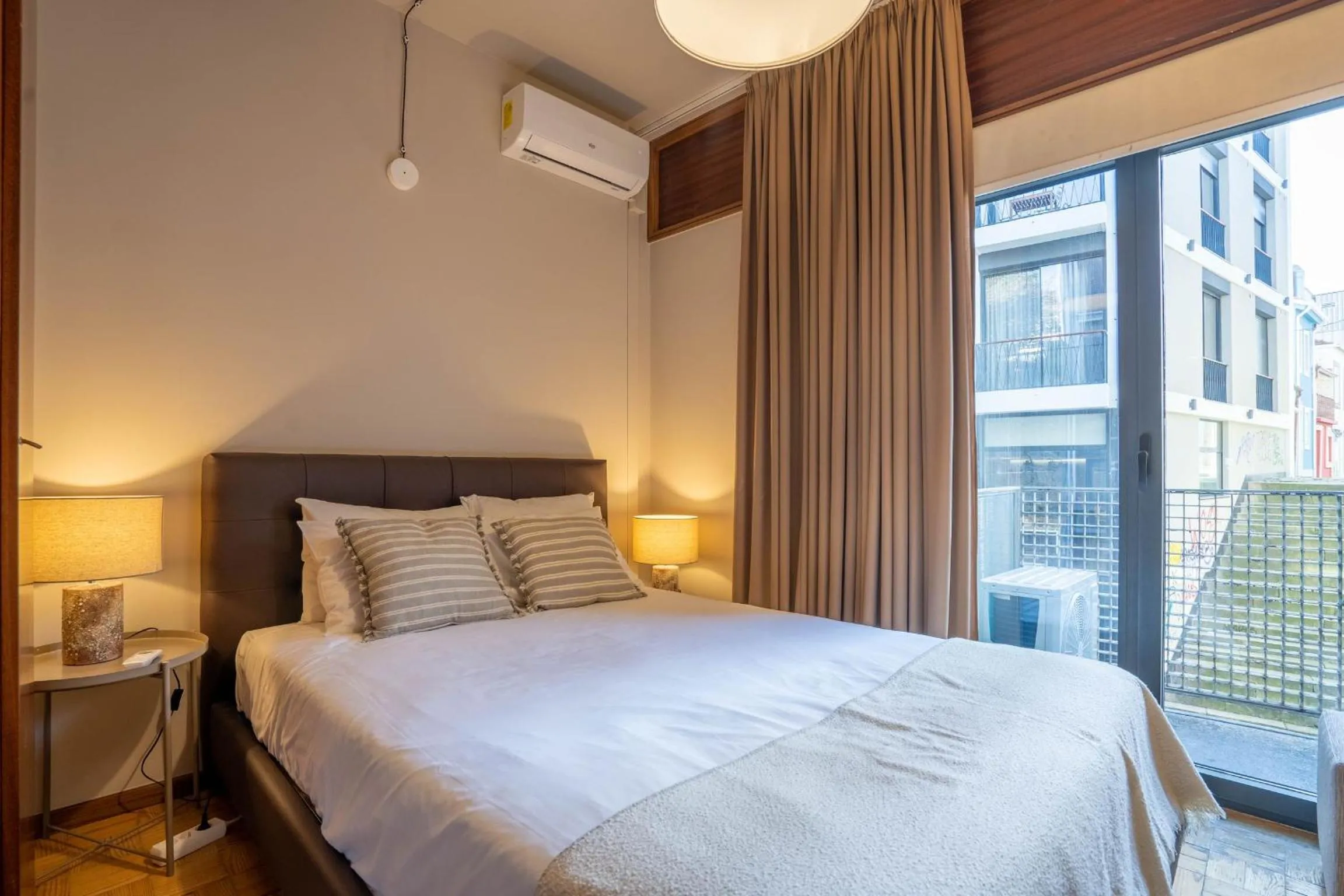 Bed in Firmeza388 Charming Flats - Comfort & Privacy with 2 Bedrooms