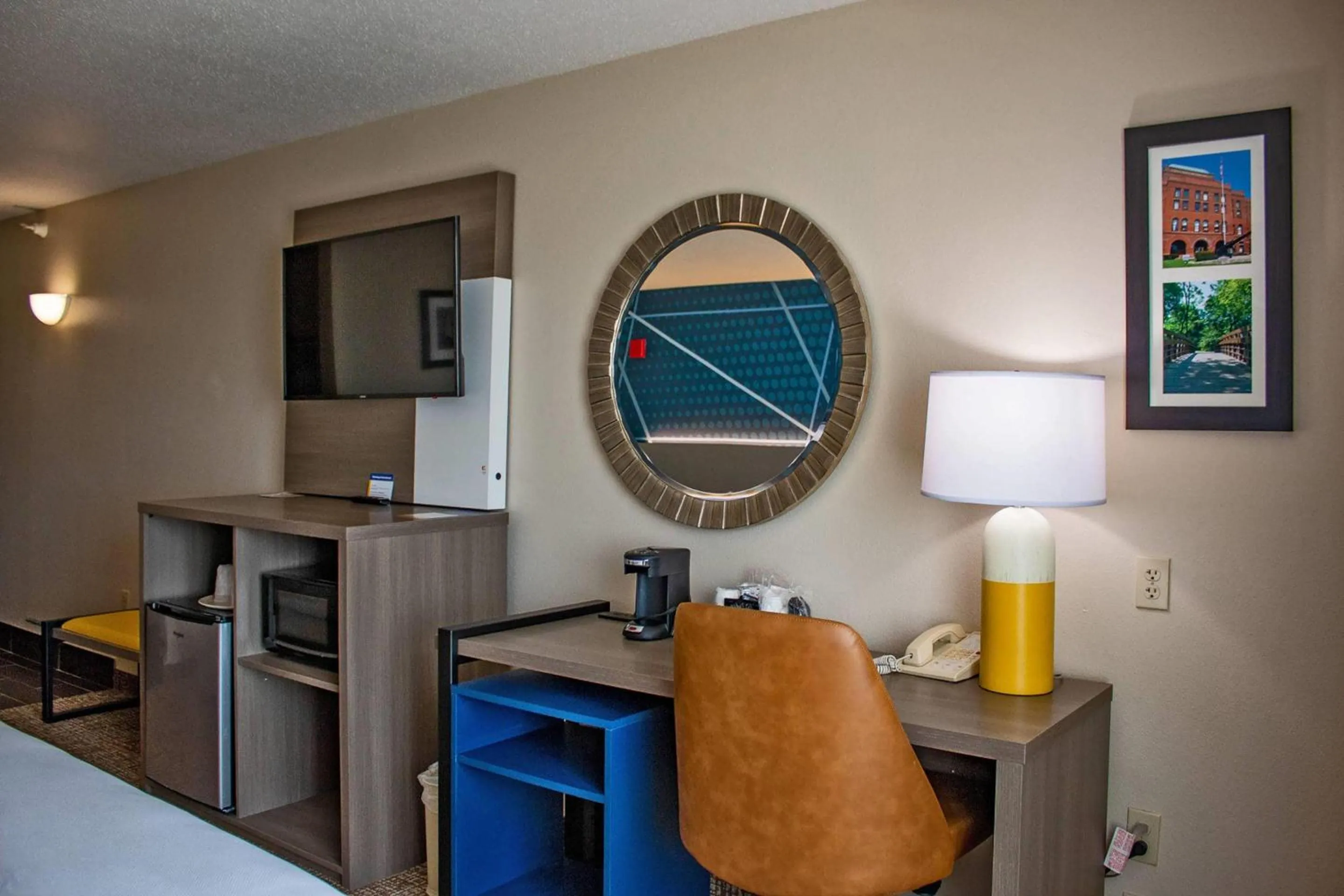 Bedroom in Comfort Inn & Suites Geneva- West Chicago