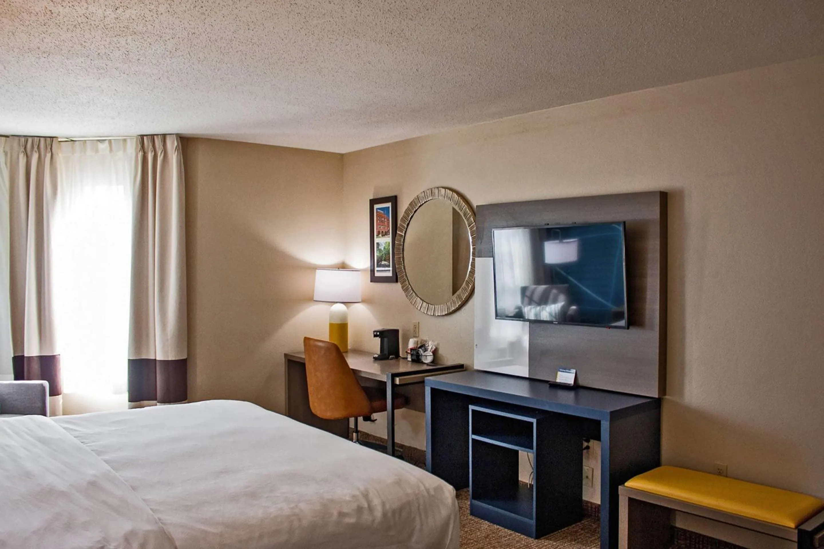 Bedroom, Bed in Comfort Inn & Suites Geneva- West Chicago