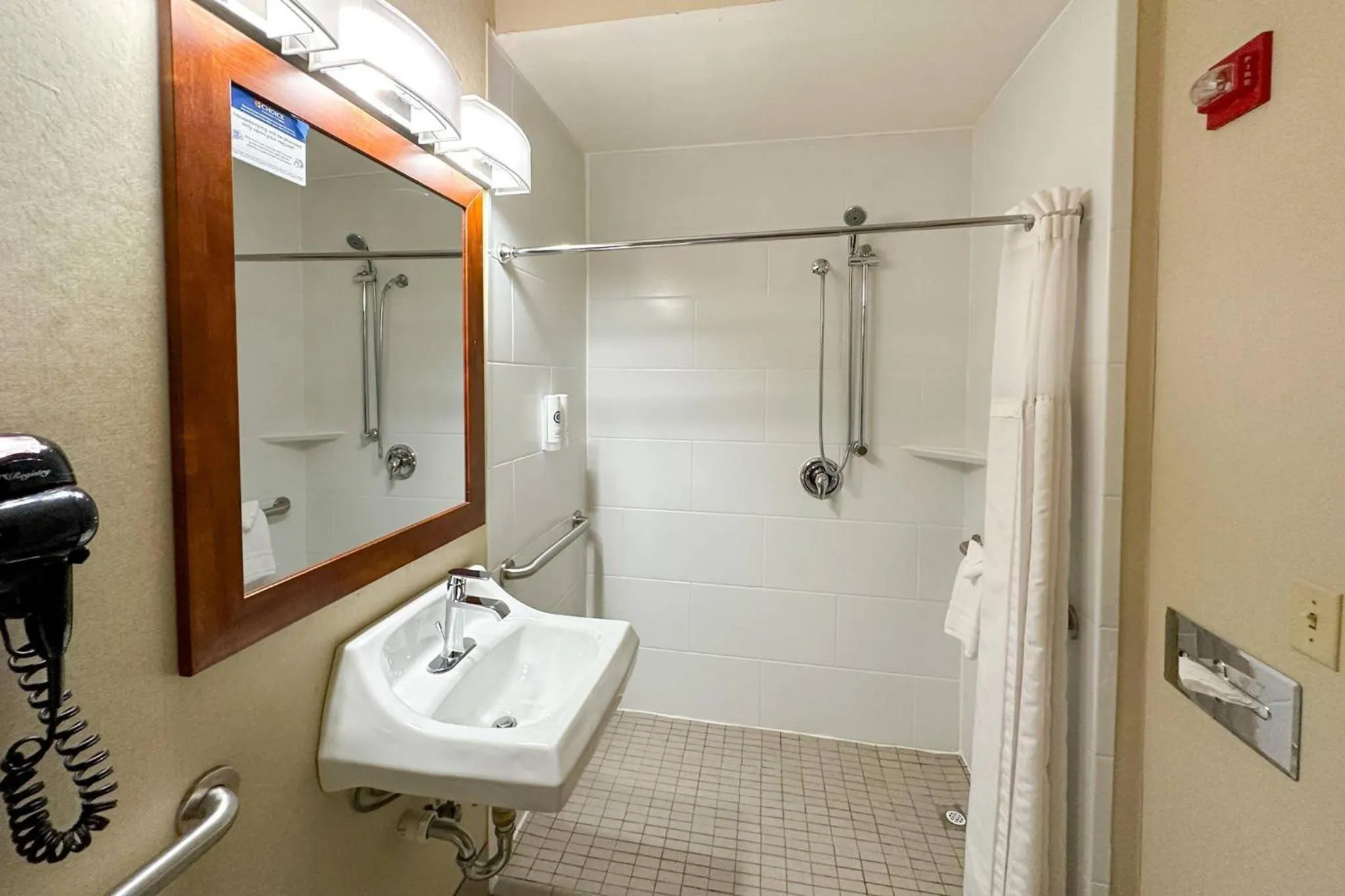 Bedroom in Comfort Inn & Suites Geneva- West Chicago