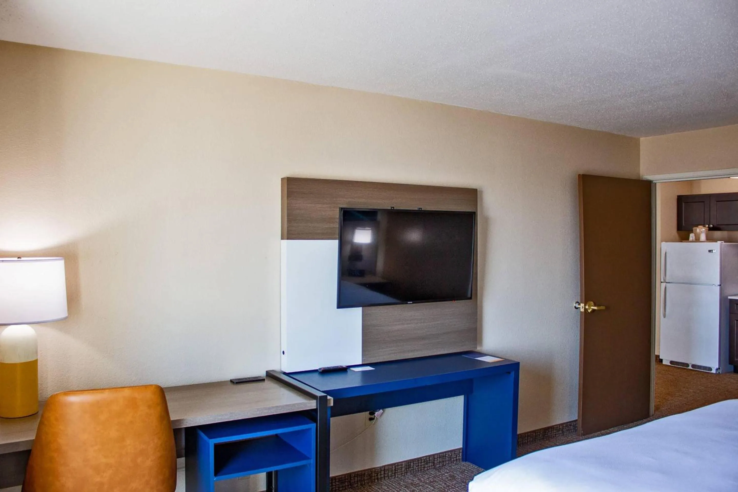 Bedroom, Bed in Comfort Inn & Suites Geneva- West Chicago