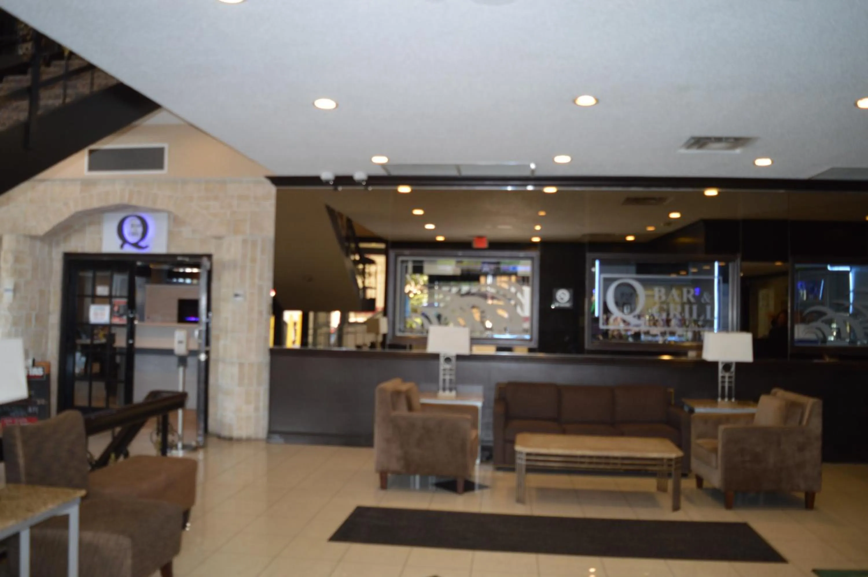 Bathroom in Quality Inn O'Hare Airport