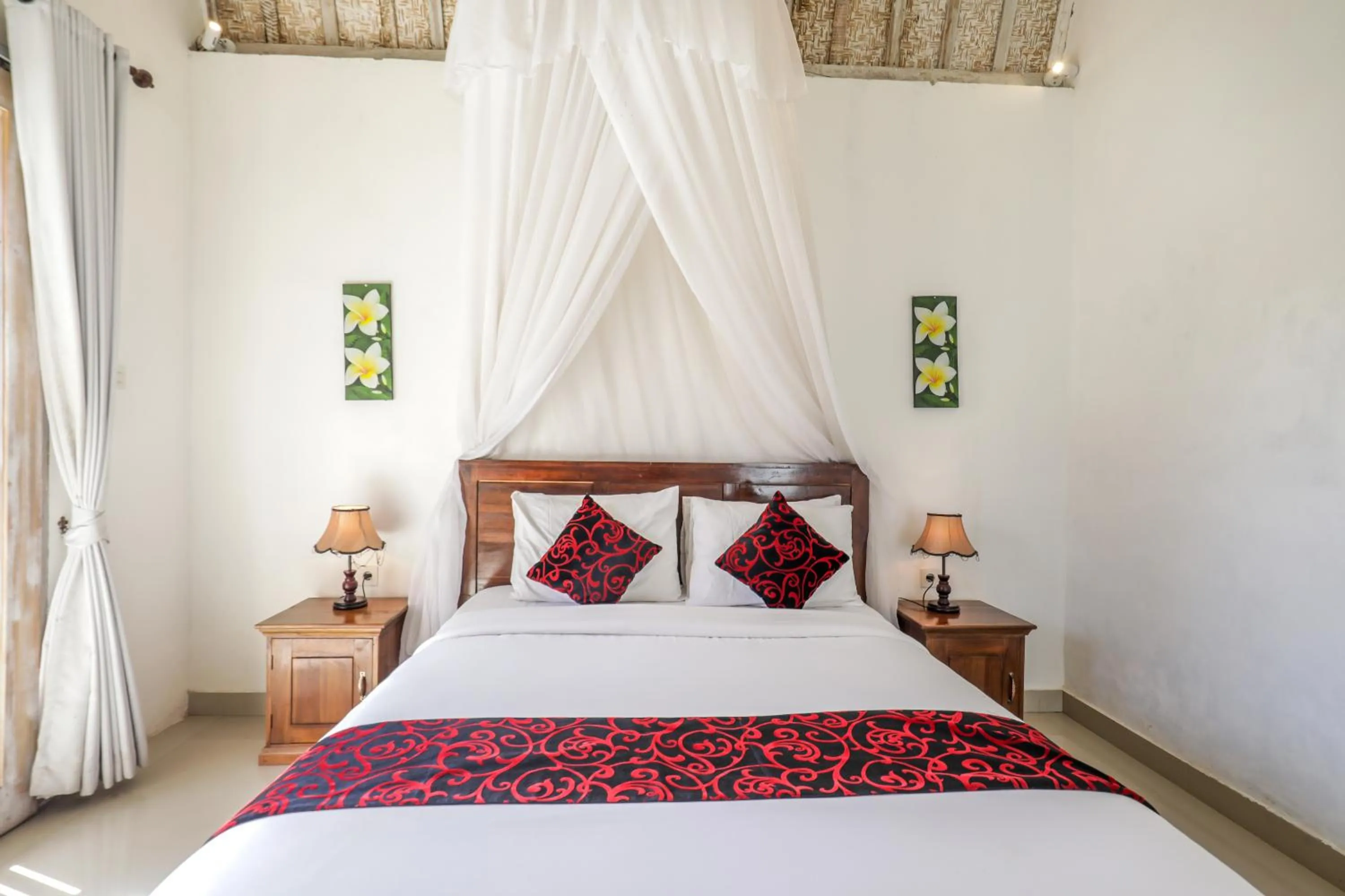 Bed in The Box Paradise Cottage