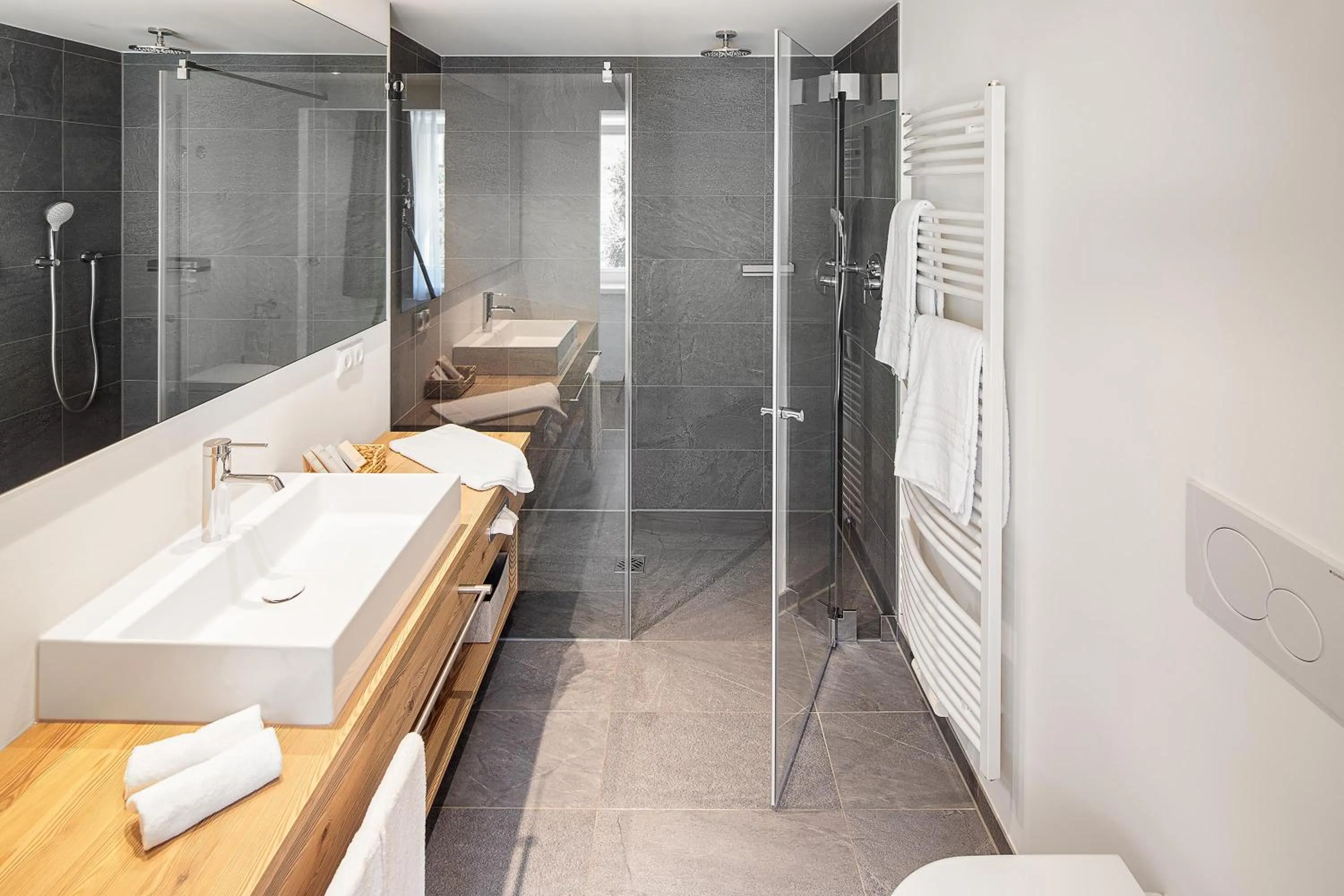 Bathroom in Hotel Kühberg