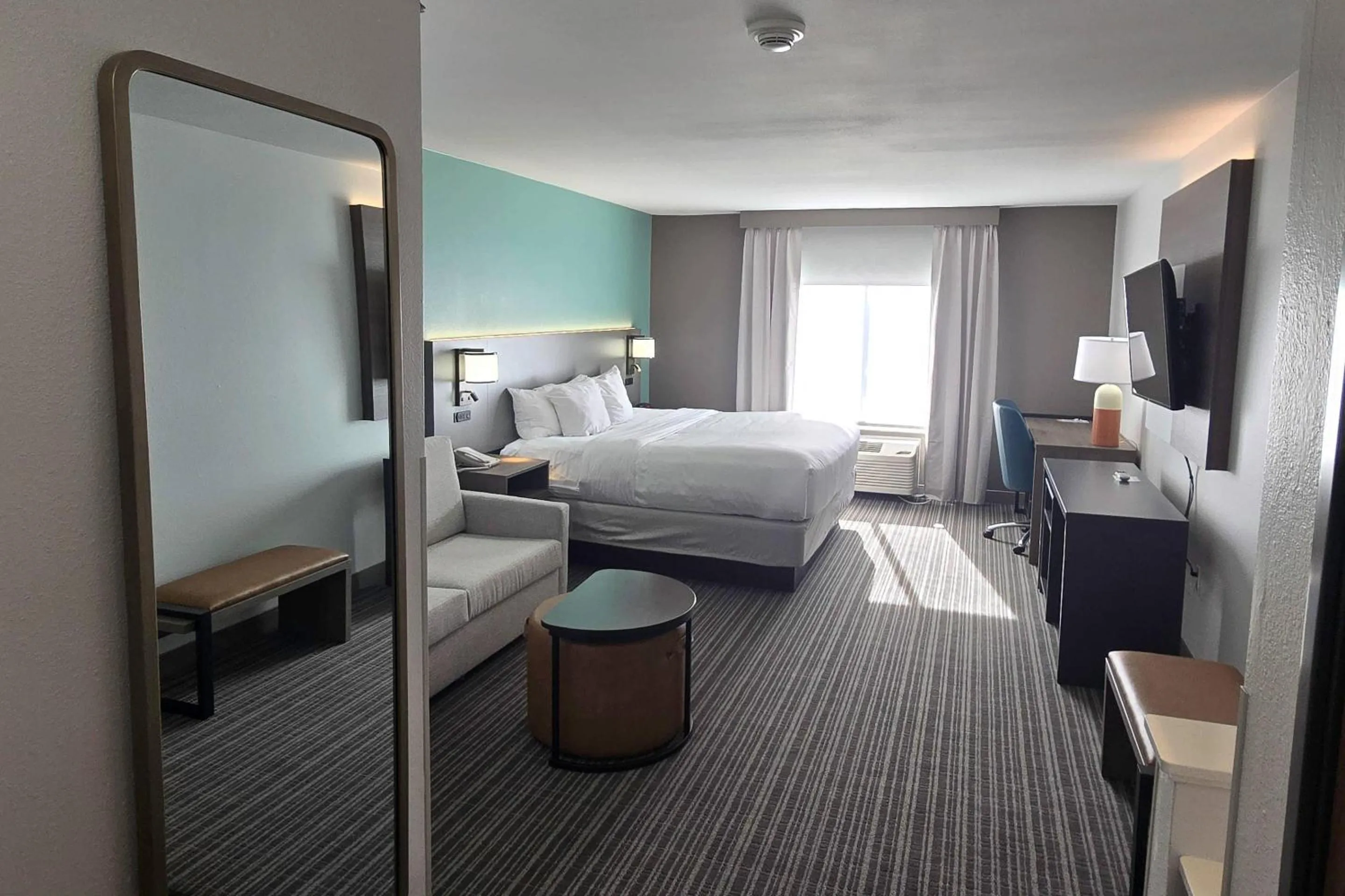 Bedroom, Bed in Comfort Inn & Suites Marion I-57