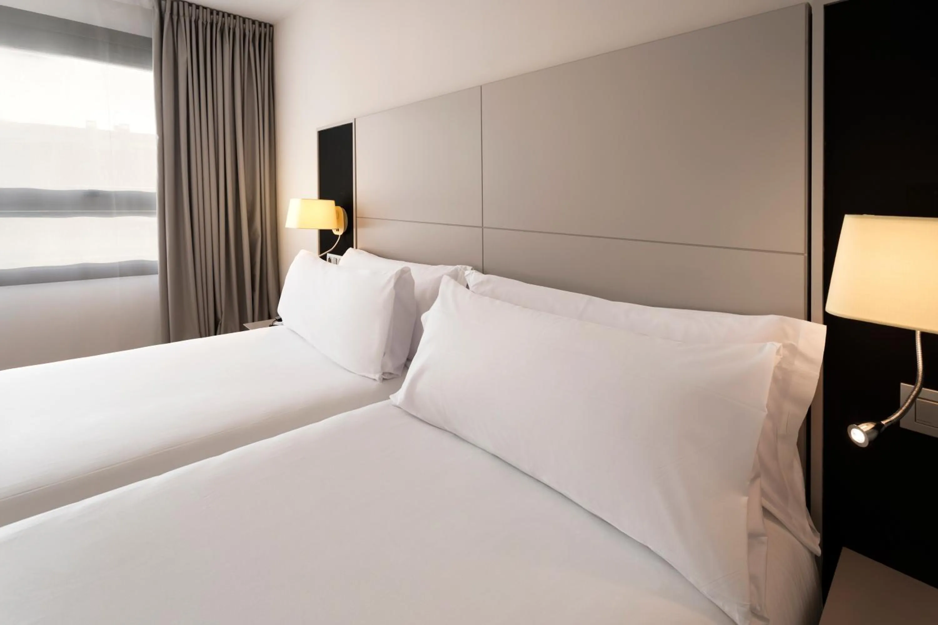 Bed in B&B HOTEL Vitoria General Álava