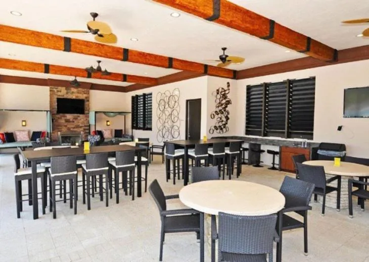 Restaurant/places to eat in Solterra Resort 11 Bed 9 baths