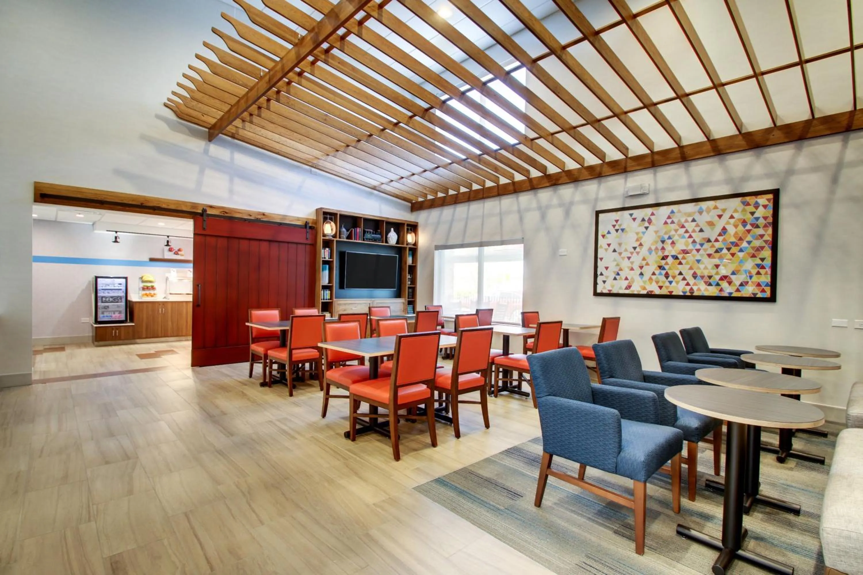 Breakfast in Holiday Inn Express & Suites Aurora - Naperville by IHG